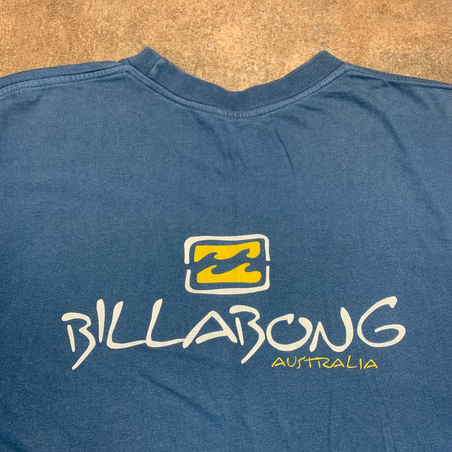 Billabong Australia 90s blue graphic tee