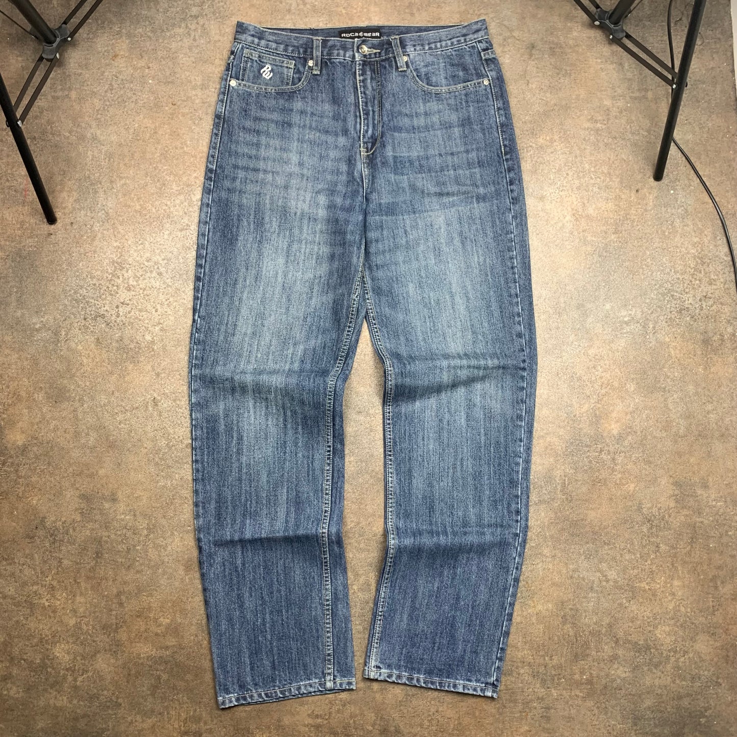 Rocawear 90s blue graphic baggy jeans