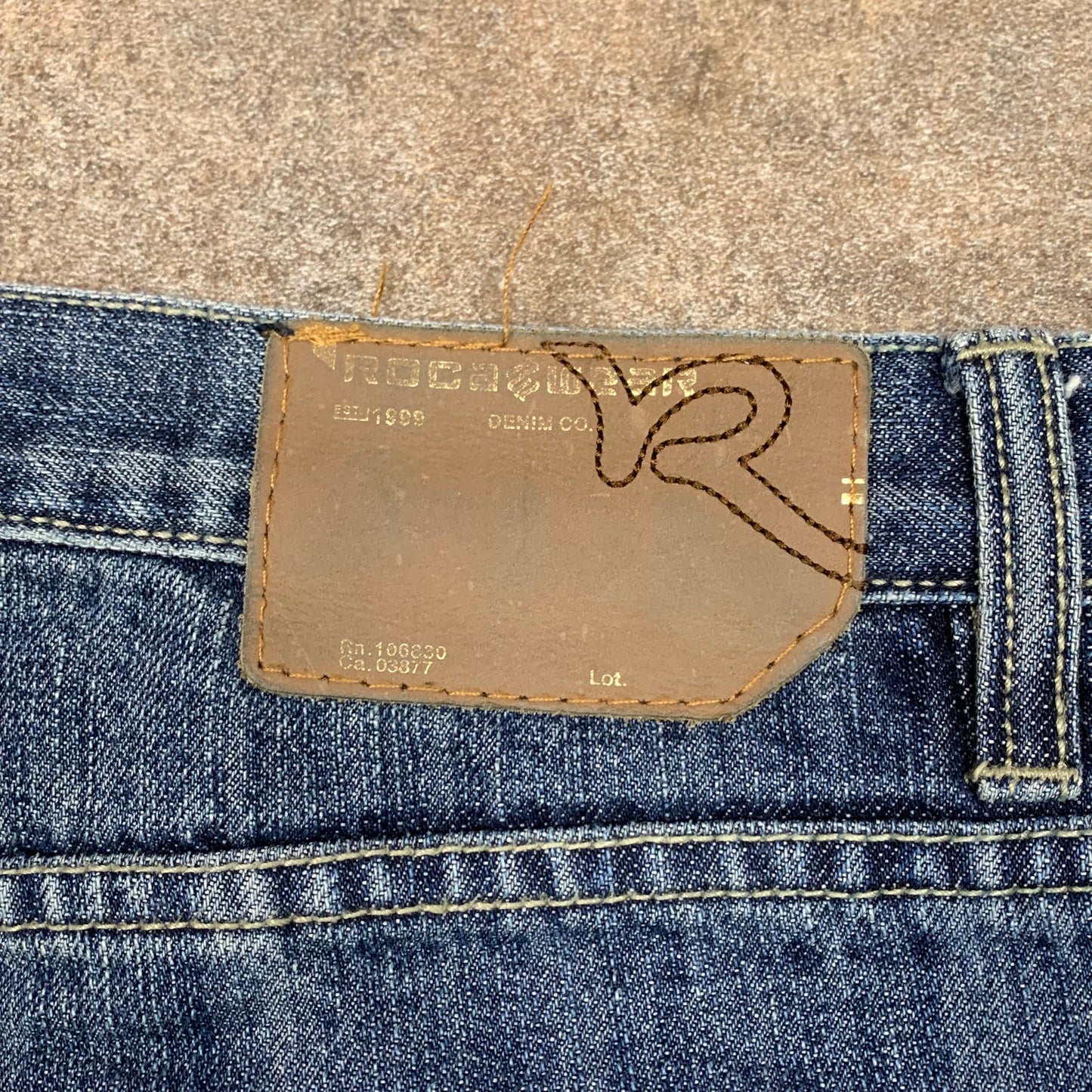 Rocawear 90s blue graphic baggy jeans