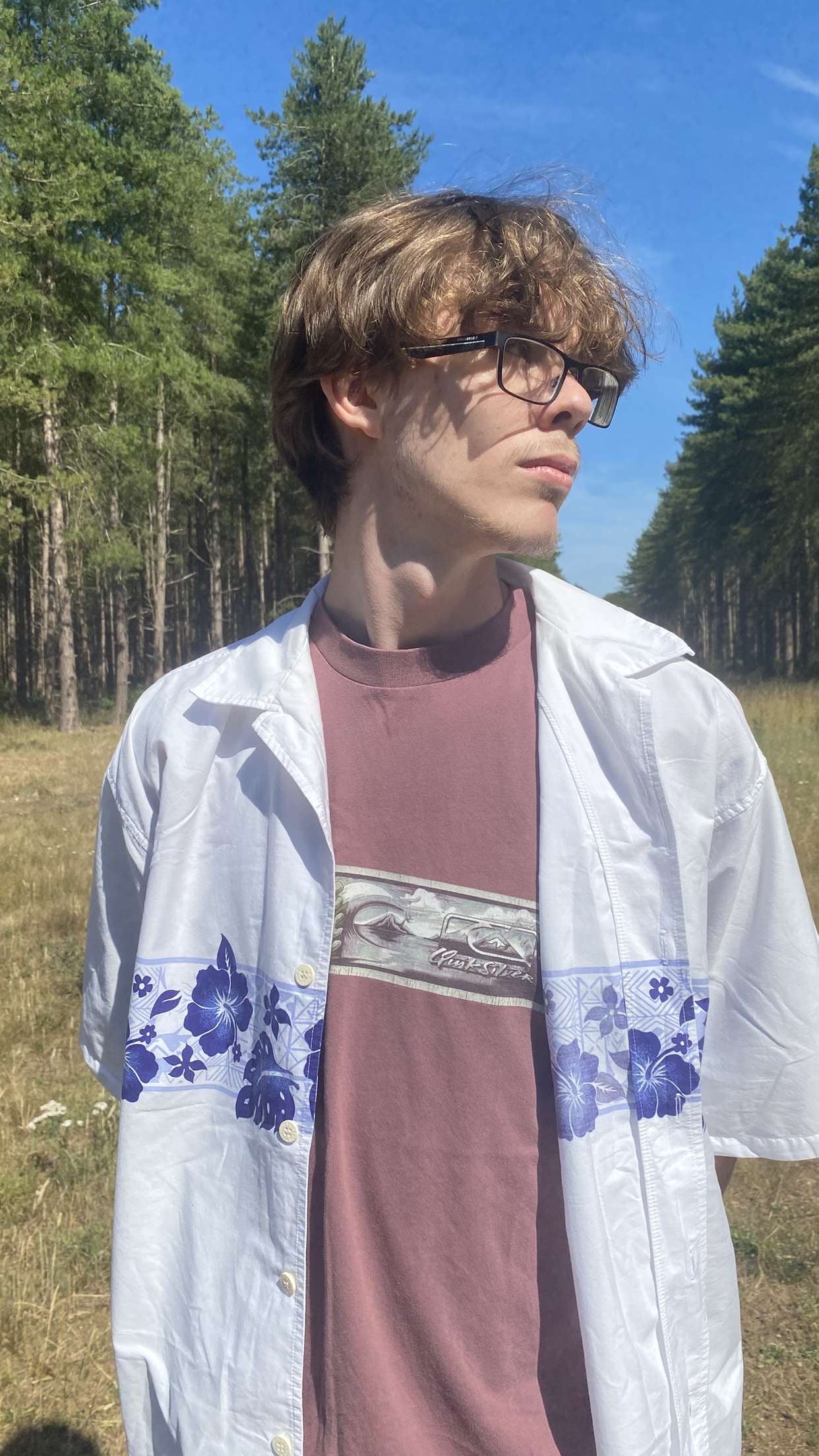 Rip Curl 00s white navy graphic floral shirt