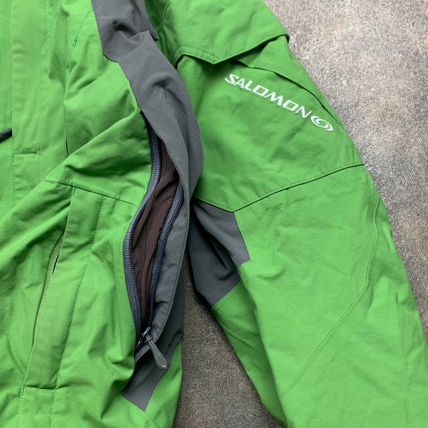 Salomon 00s 2 in 1 green grey utilised ski jacket