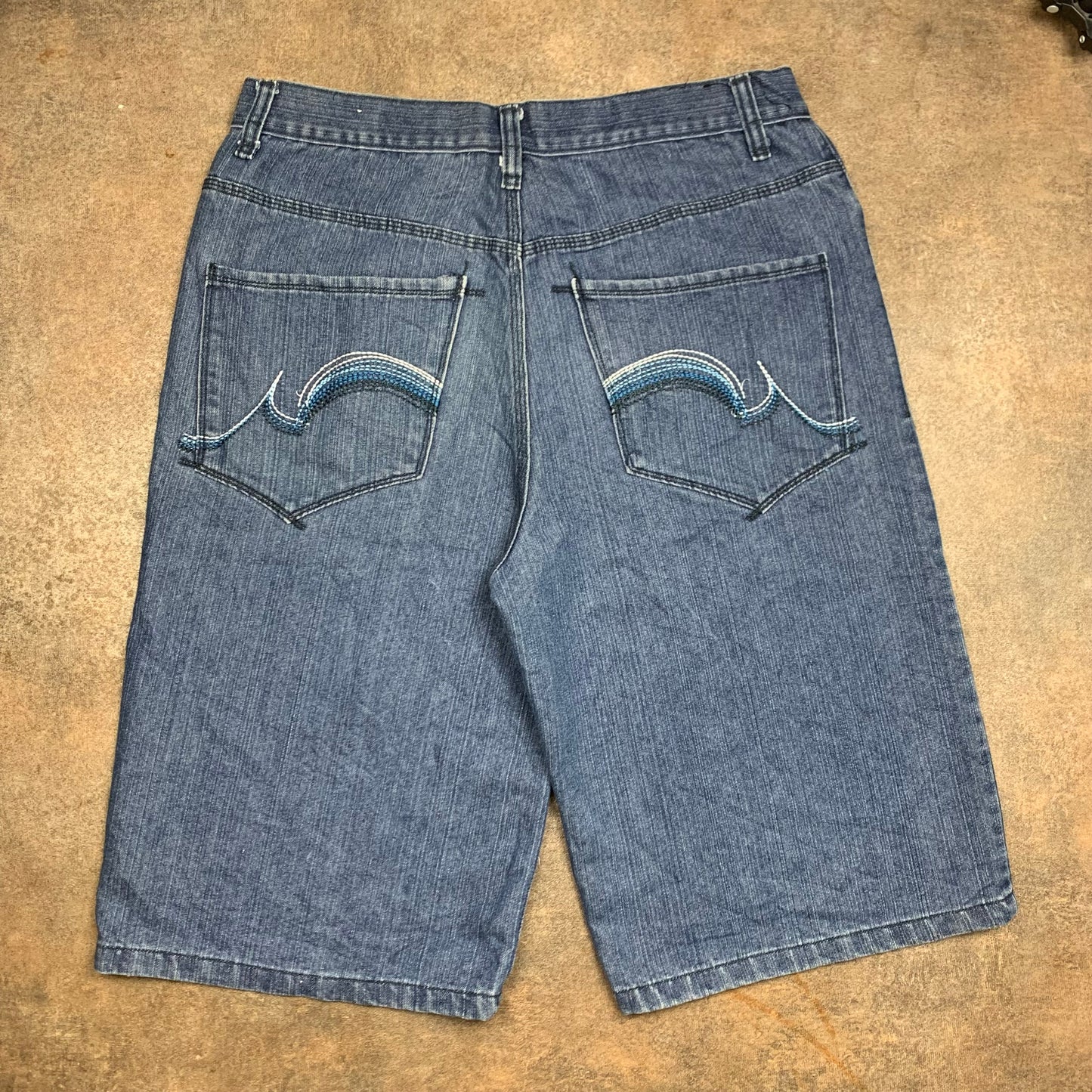 Mecca 00s navy baggy denim jorts