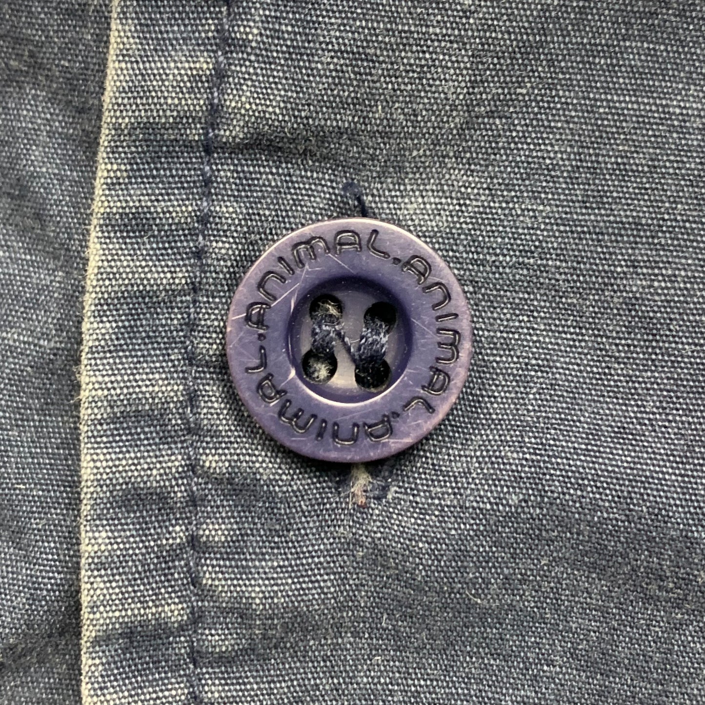 Animal 90s navy white graphic shirt