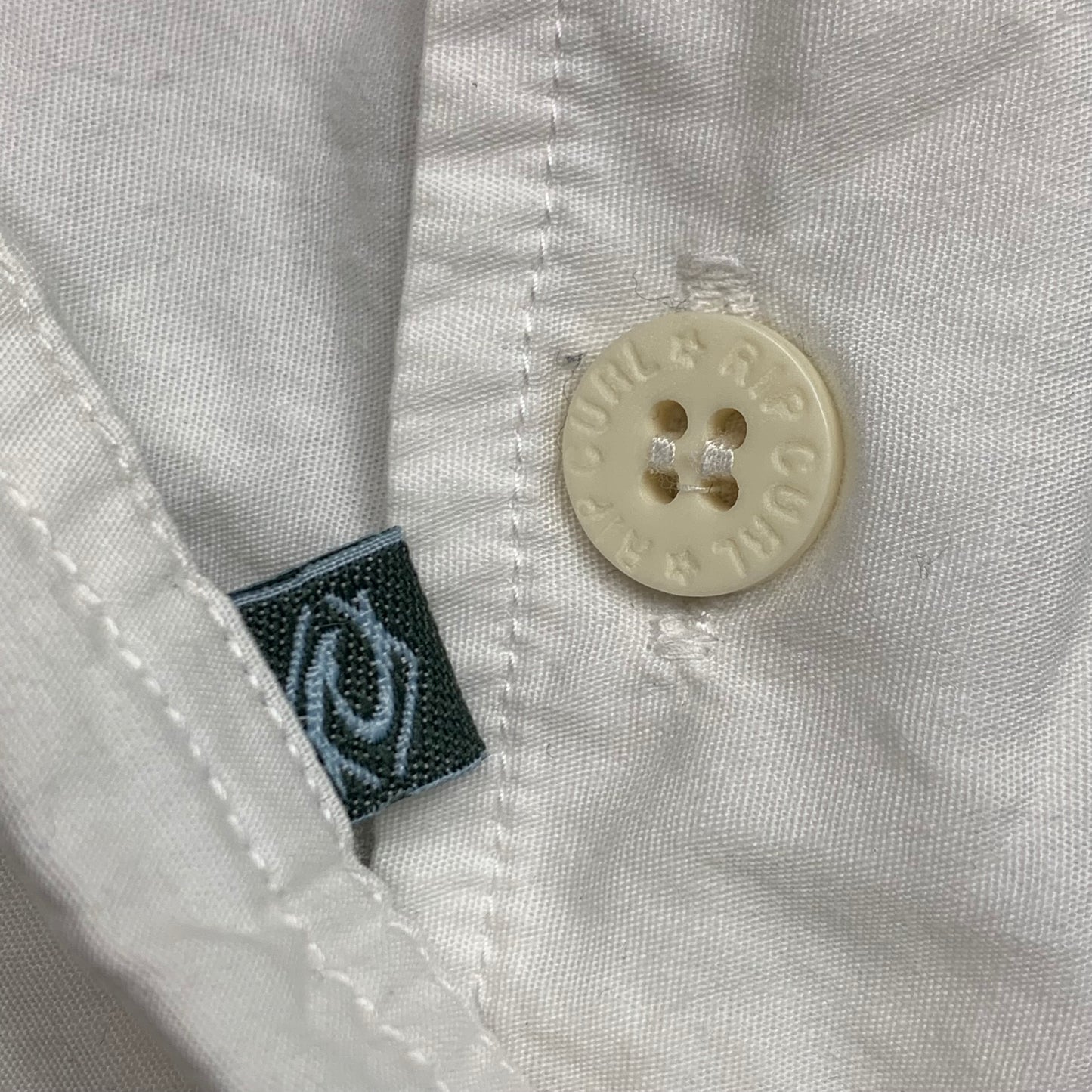 Rip Curl 00s white navy graphic floral shirt