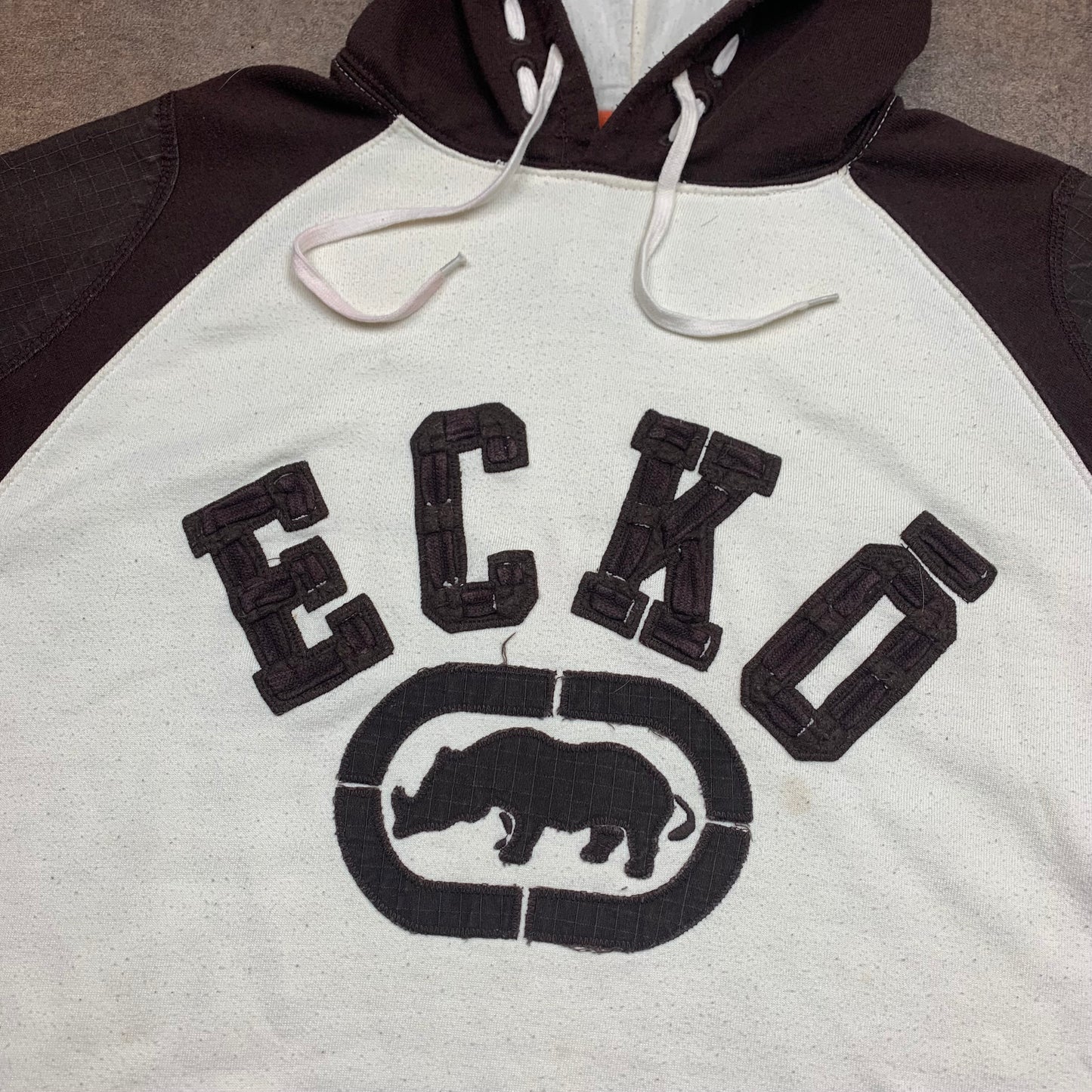 Ecko Unltd. 00s cream brown graphic hoodie
