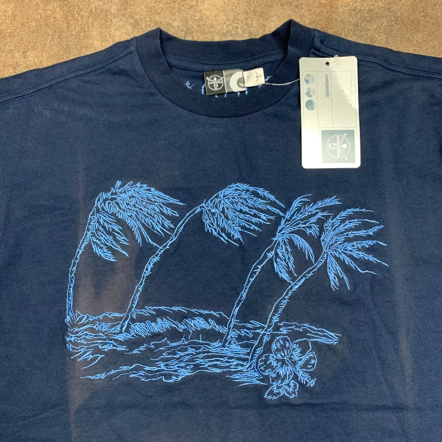 Chiemsee 00s graphic embroidered tee