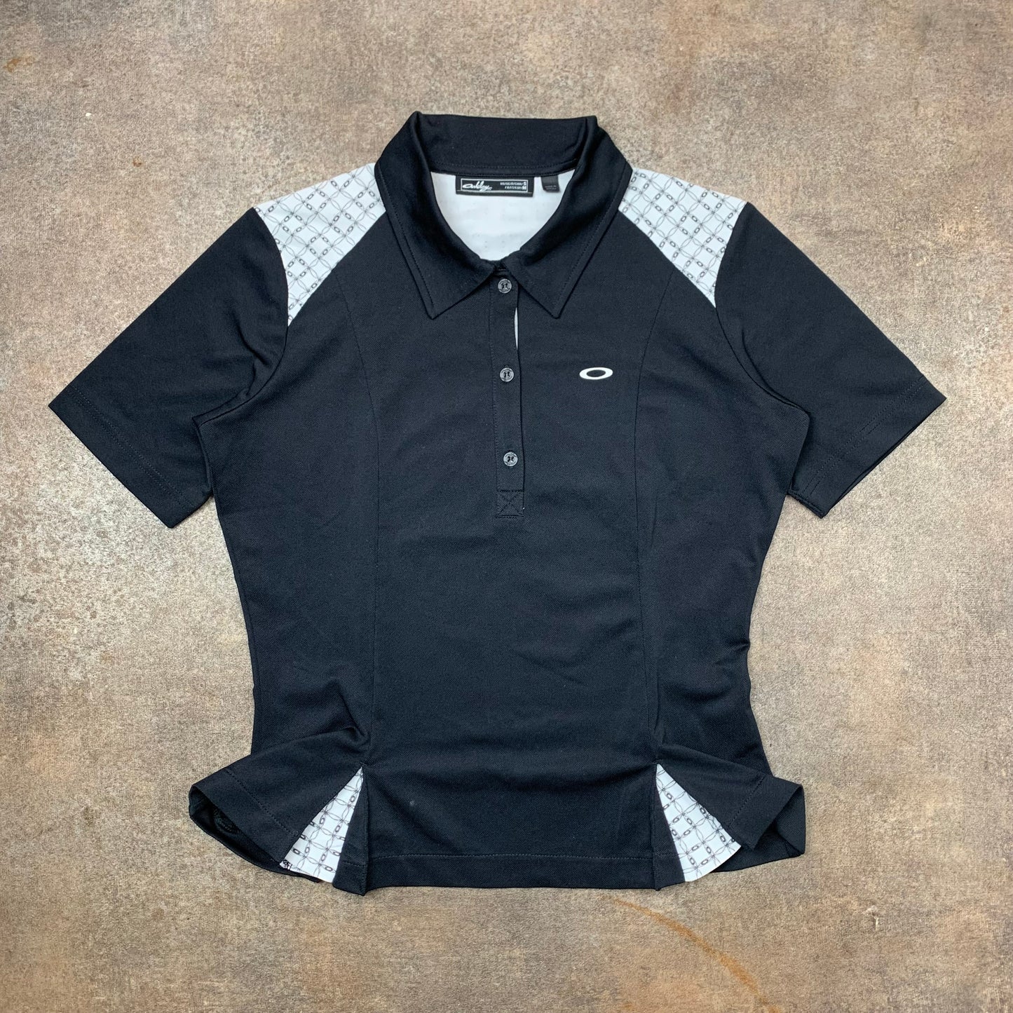 Oakley 00s Women's graphic polo shirt