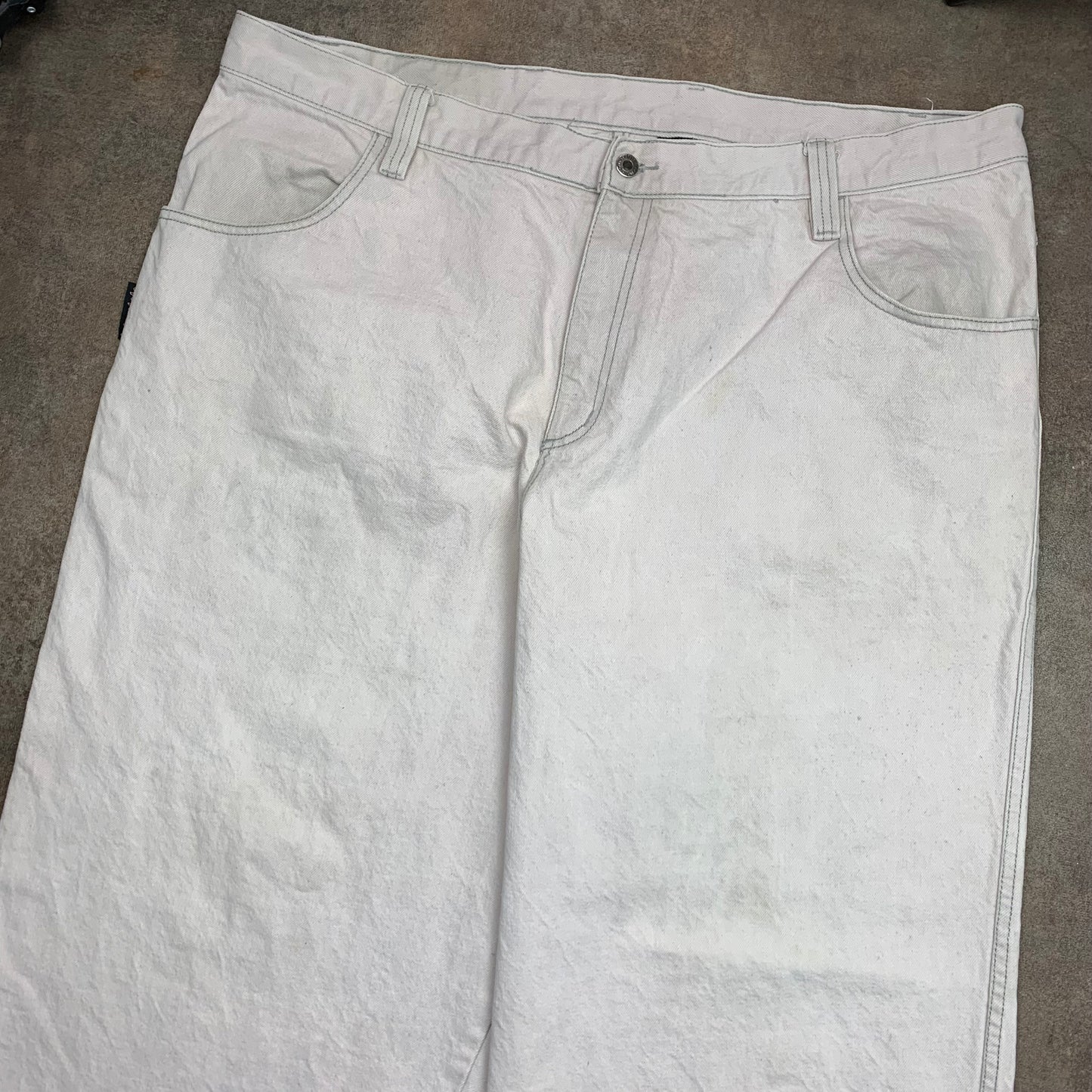 Interstate 90s baggy embroidered jeans