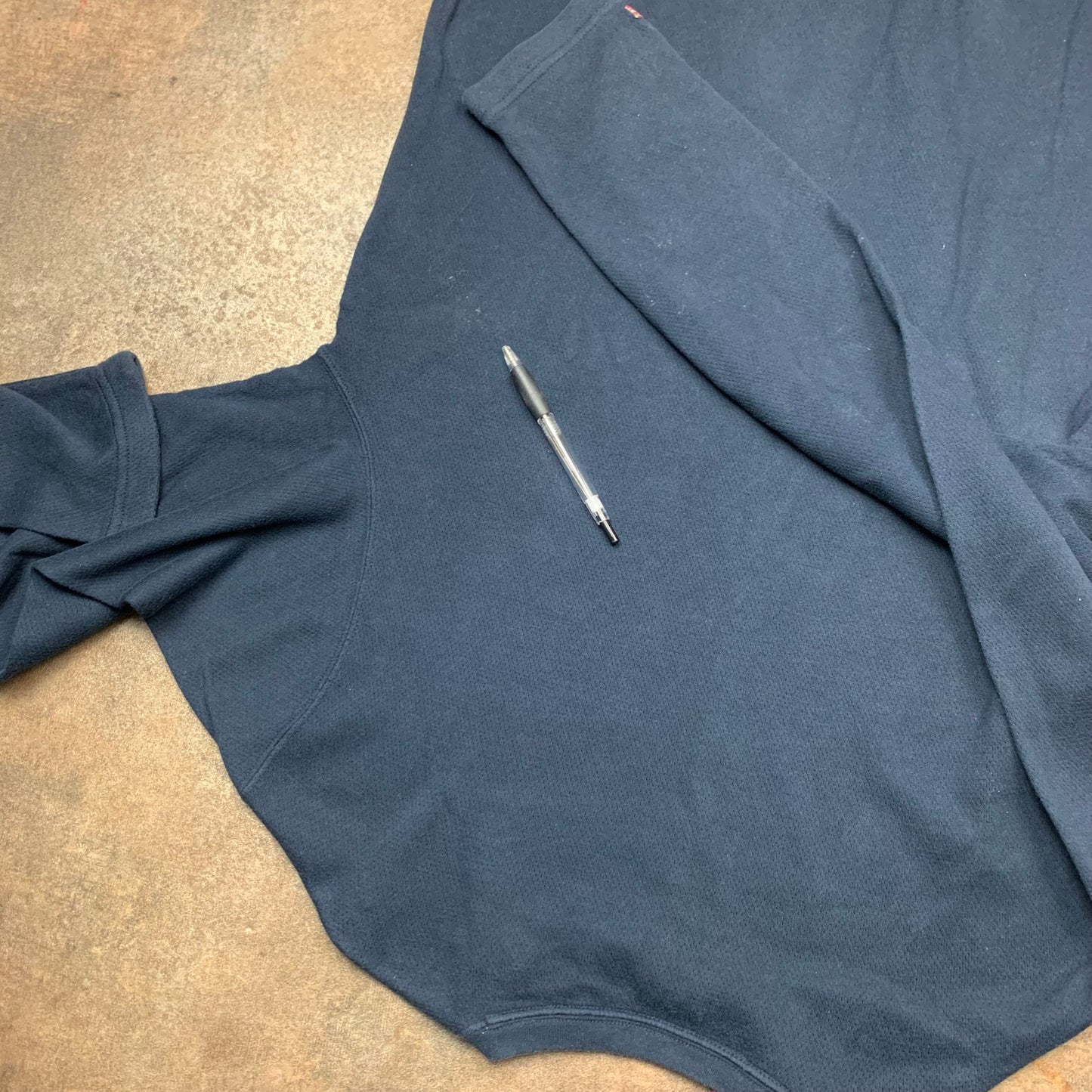 Quiksilver 00s navy graphic sweatshirt