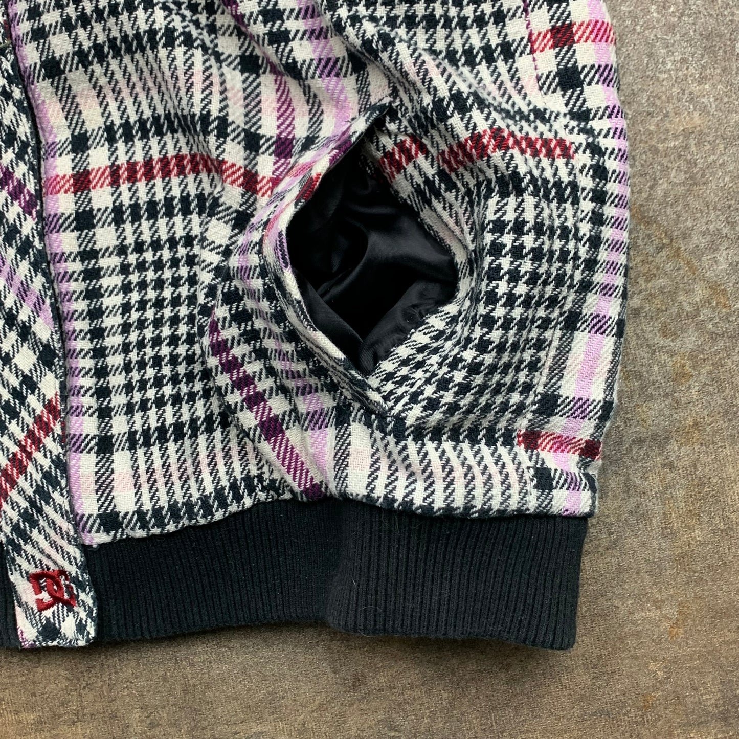 DC Shoes 00s plaid graphic zip hoodie