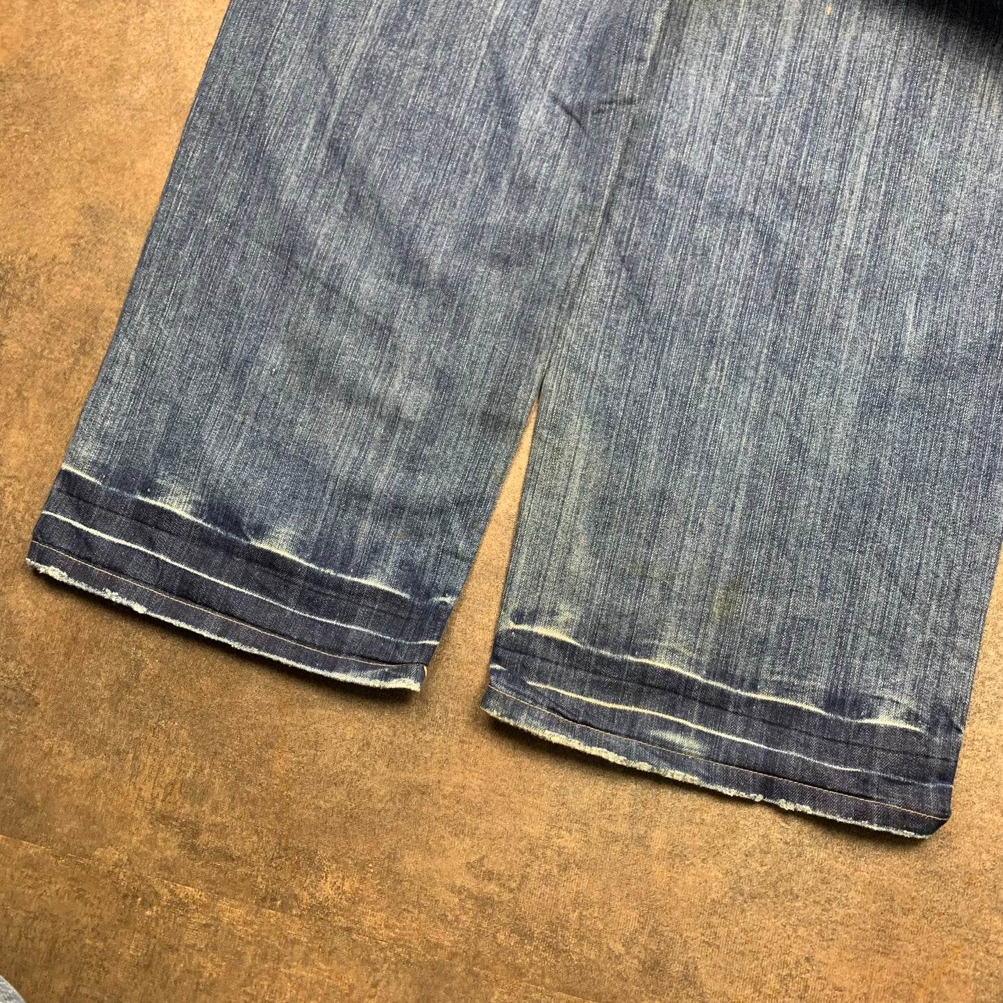 Raw Blue 00s baggy washed jeans