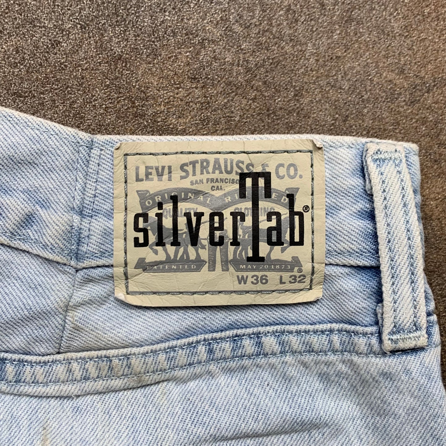 Levi's Silvertab 00s pale blue baggy jorts