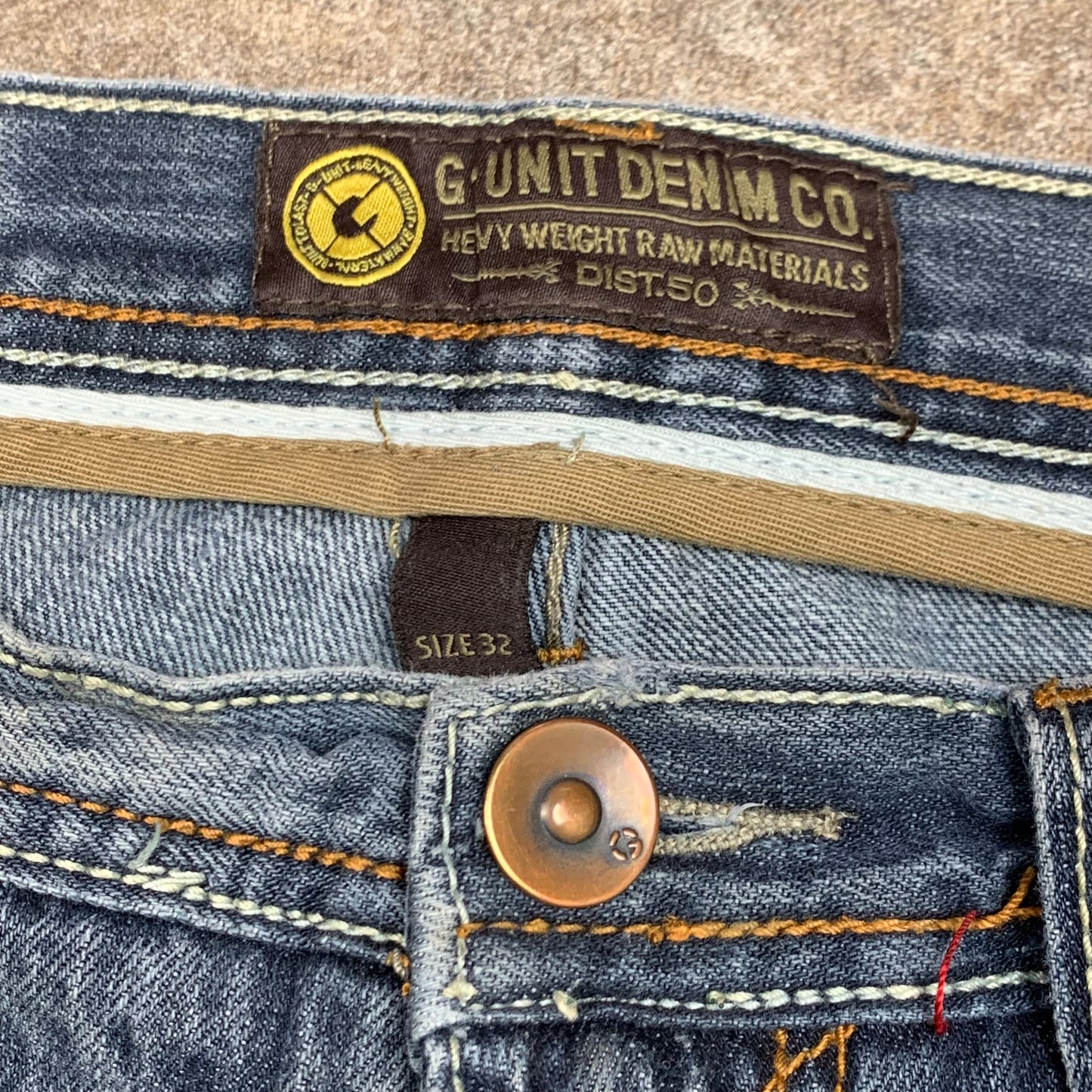 G-Unit 00s navy graphic baggy jorts