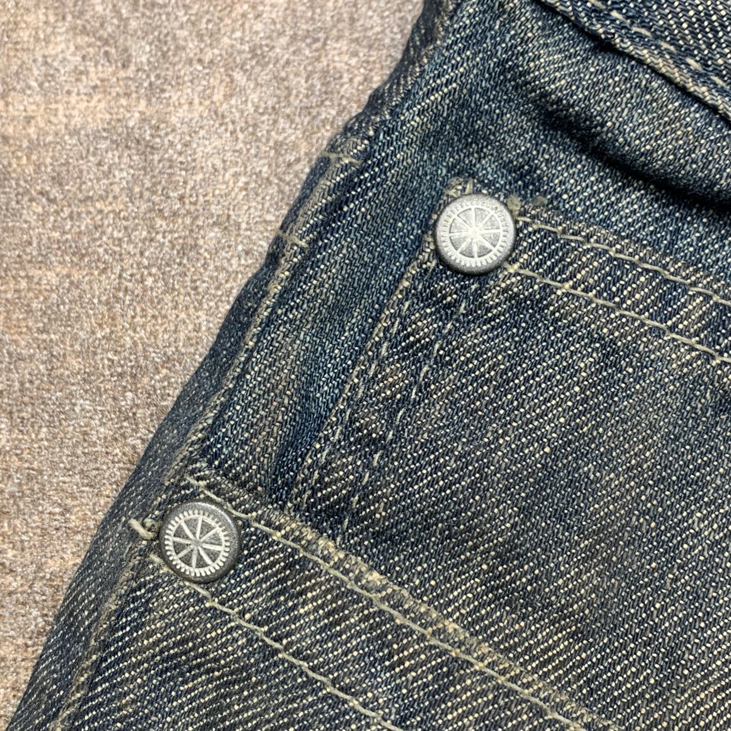 00s baggy grunge graphic jeans