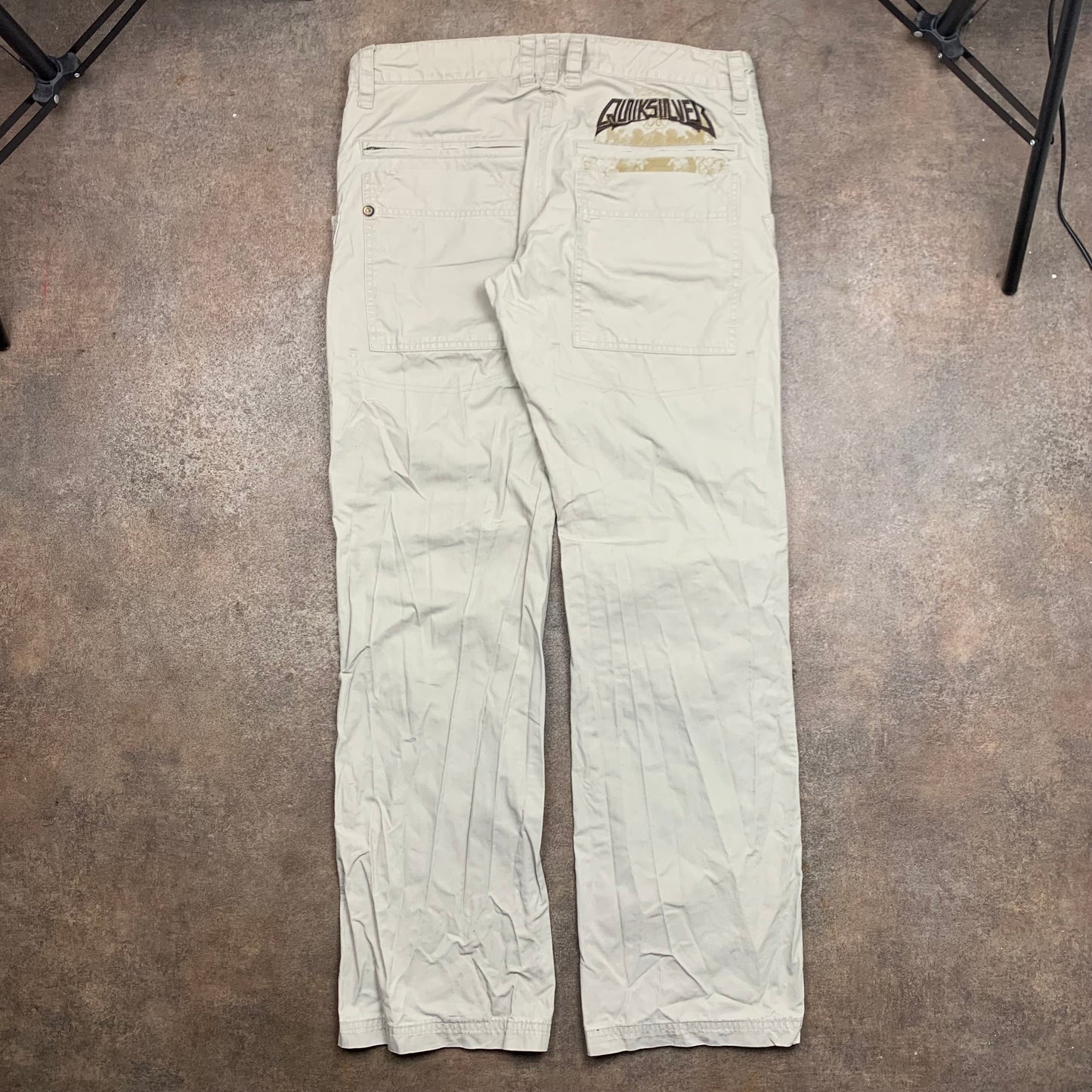 Quiksilver 00s baggy cream graphic jeans