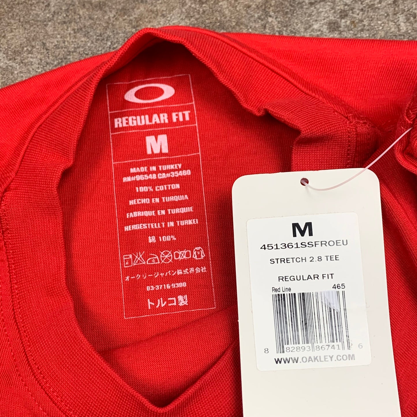 Oakley 00s red cut and sew graphic tee