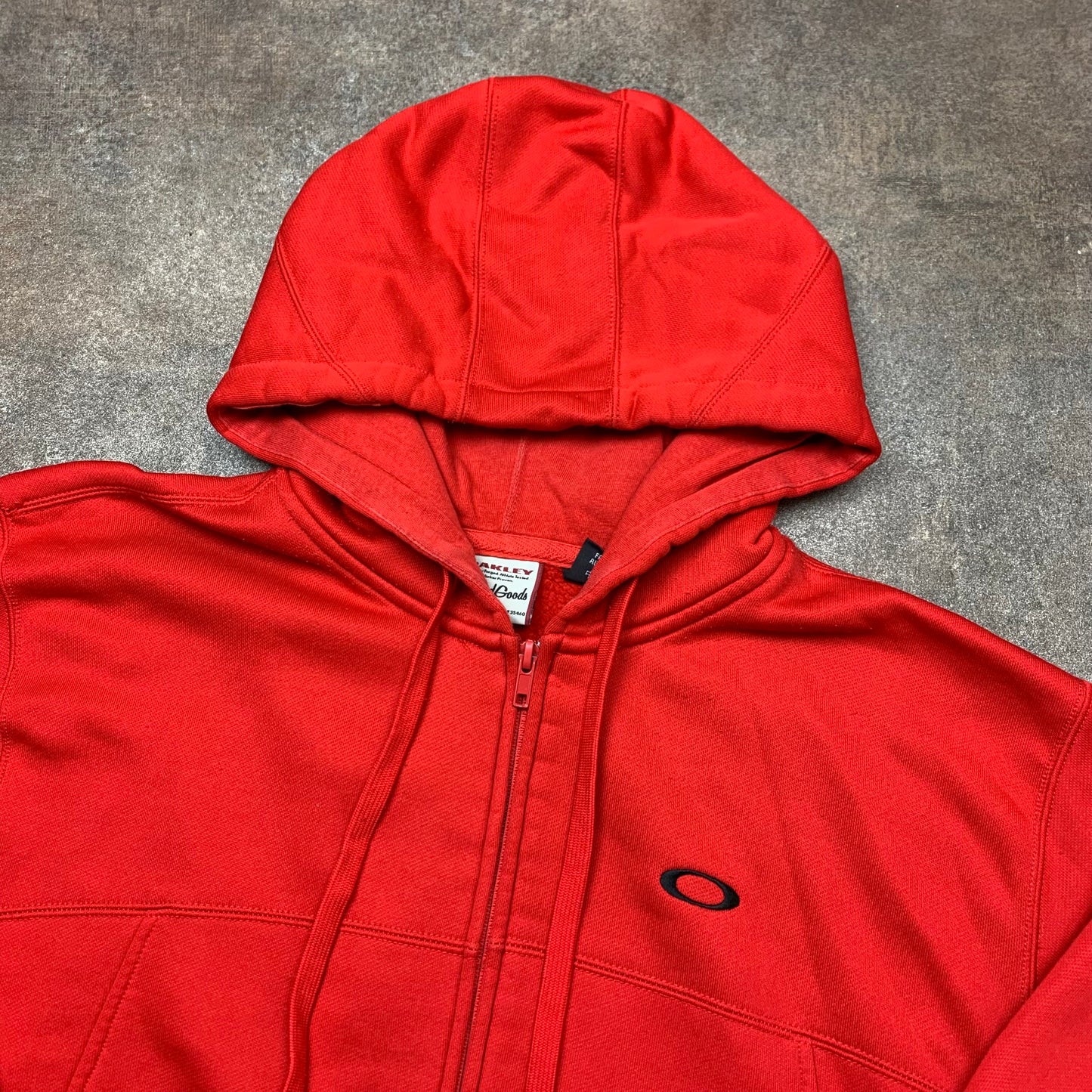 Oakley 00s red boxy zip hoodie