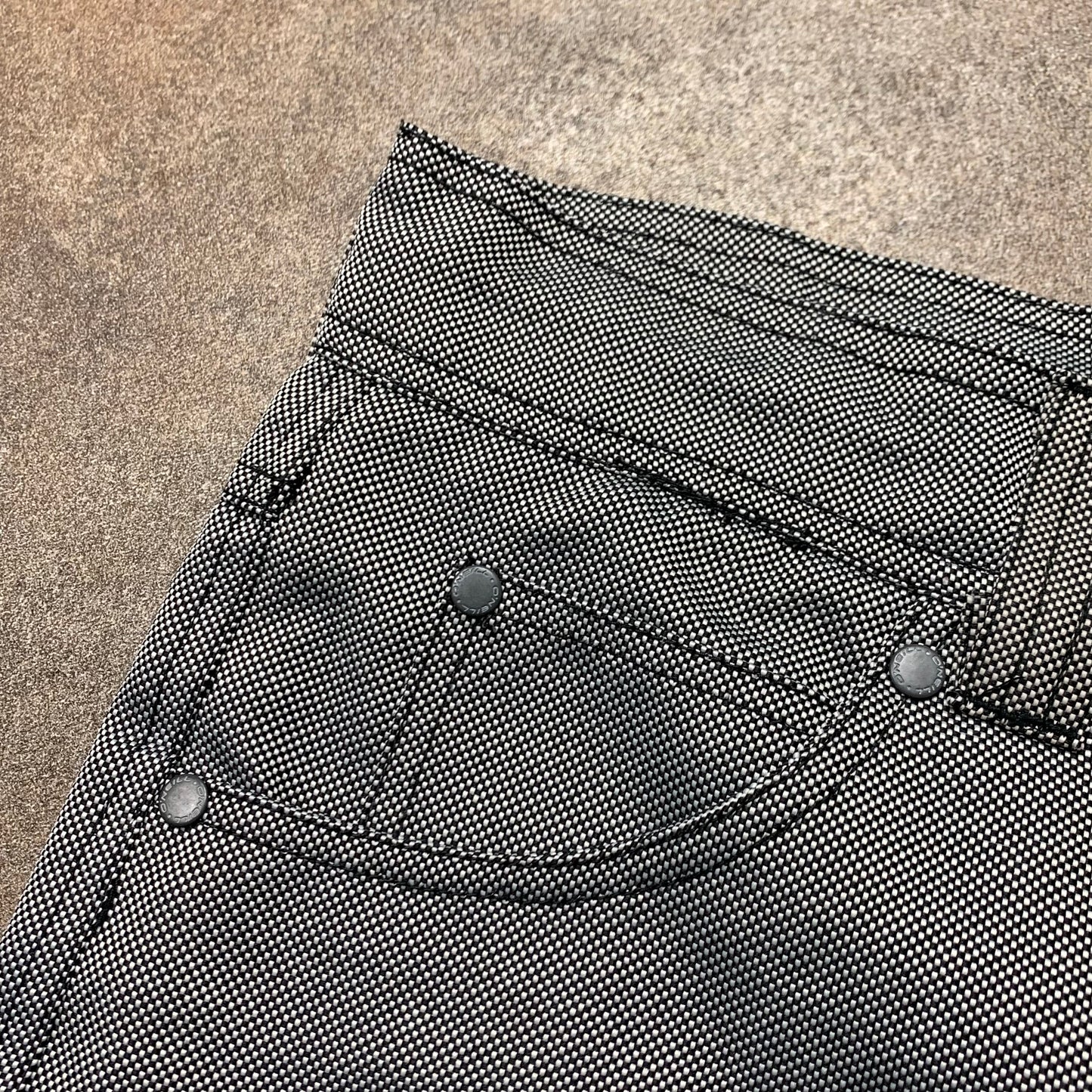 O'Neill 00s grey checkered ski salopettes