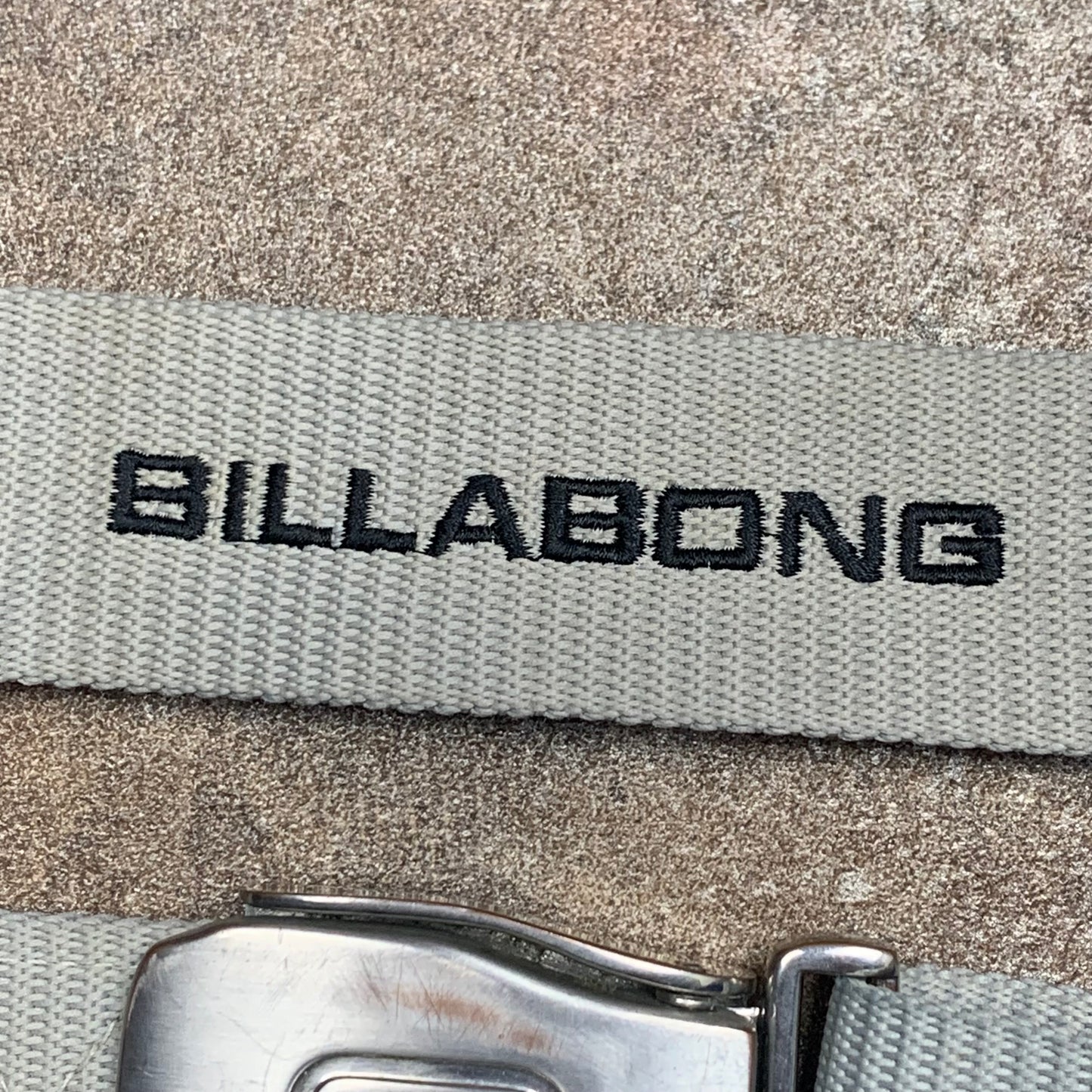 Billabong 00s graphic embroidered belt