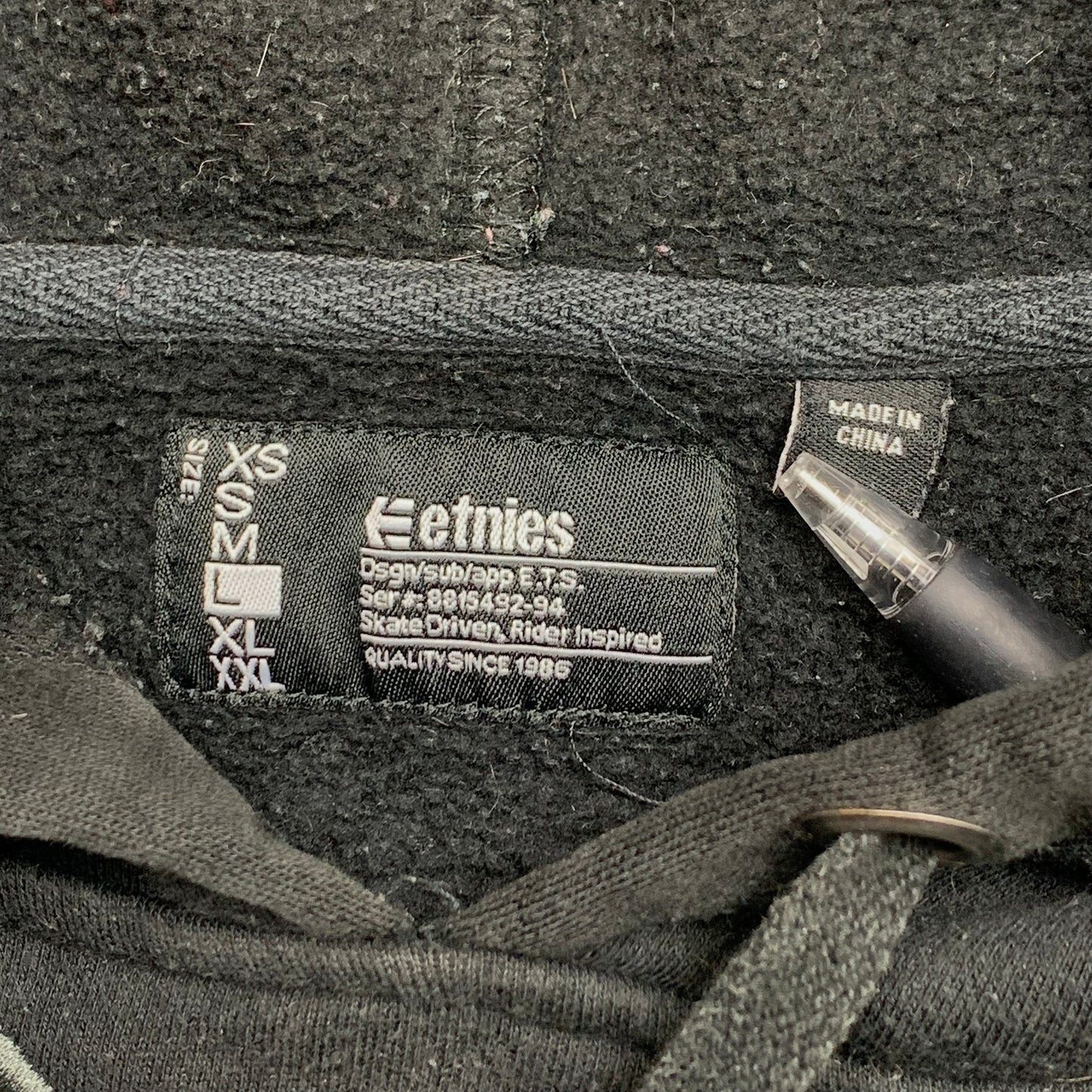 Etnies 00s graphic boxy hoodie