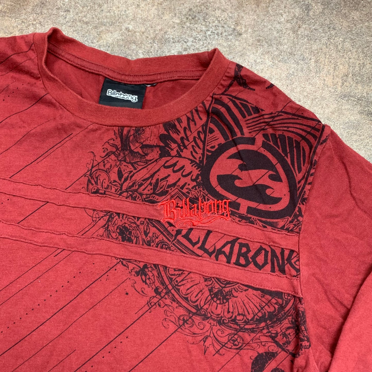 Billabong 00s red graphic long sleeve tee
