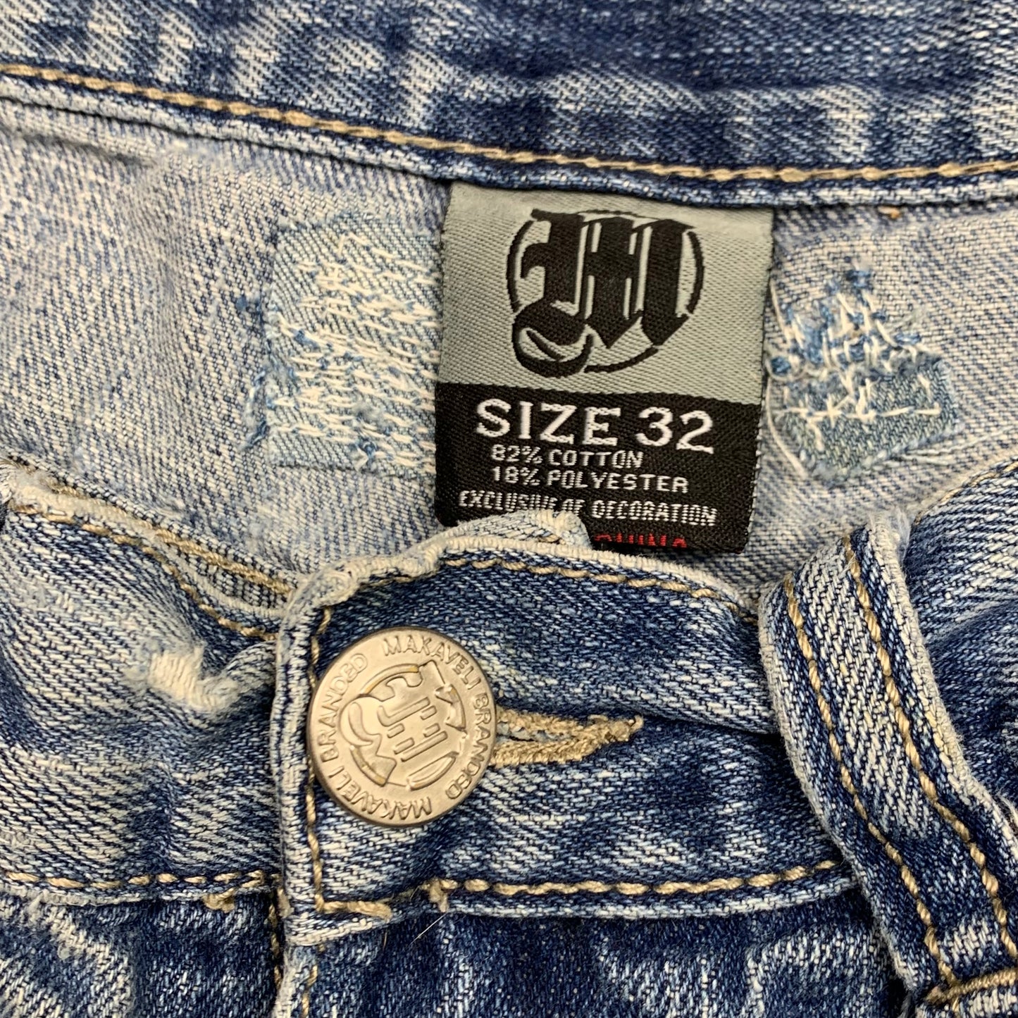 Mecca 00s light blue baggy graphic jorts