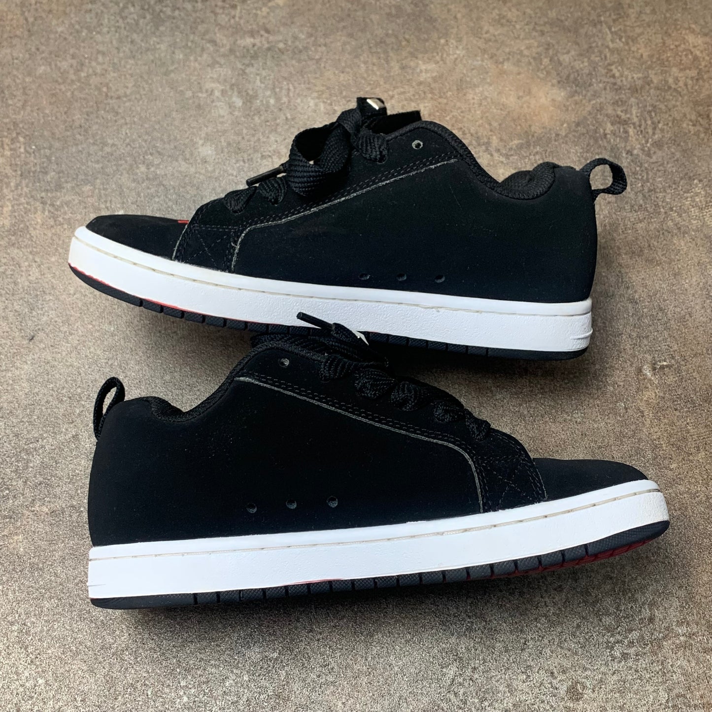 DC Shoes Court Graffik black red chunky graphic trainers
