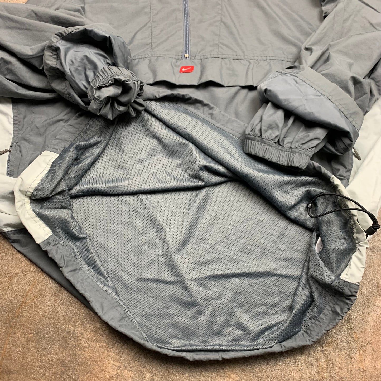 Nike 00s grey white utilised jacket