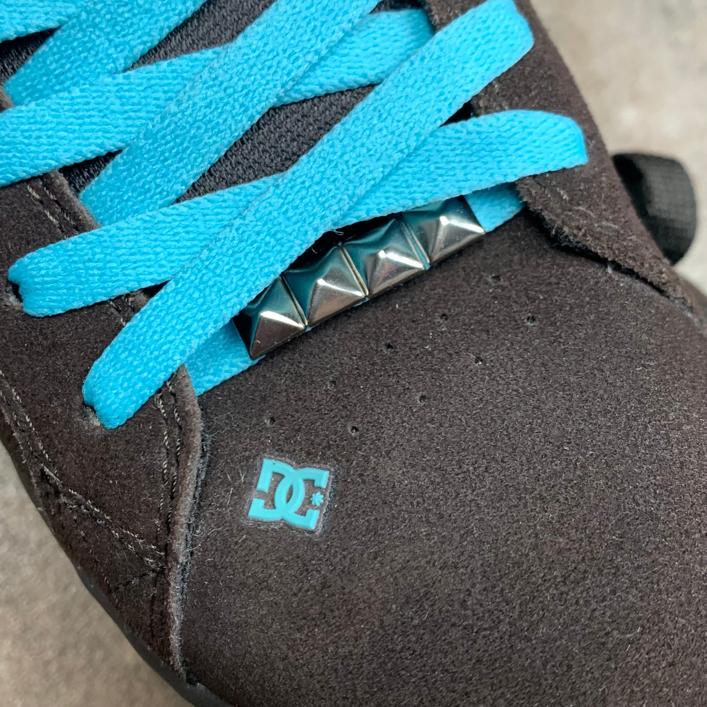 DC Shoes 00s brown blue studded trainers
