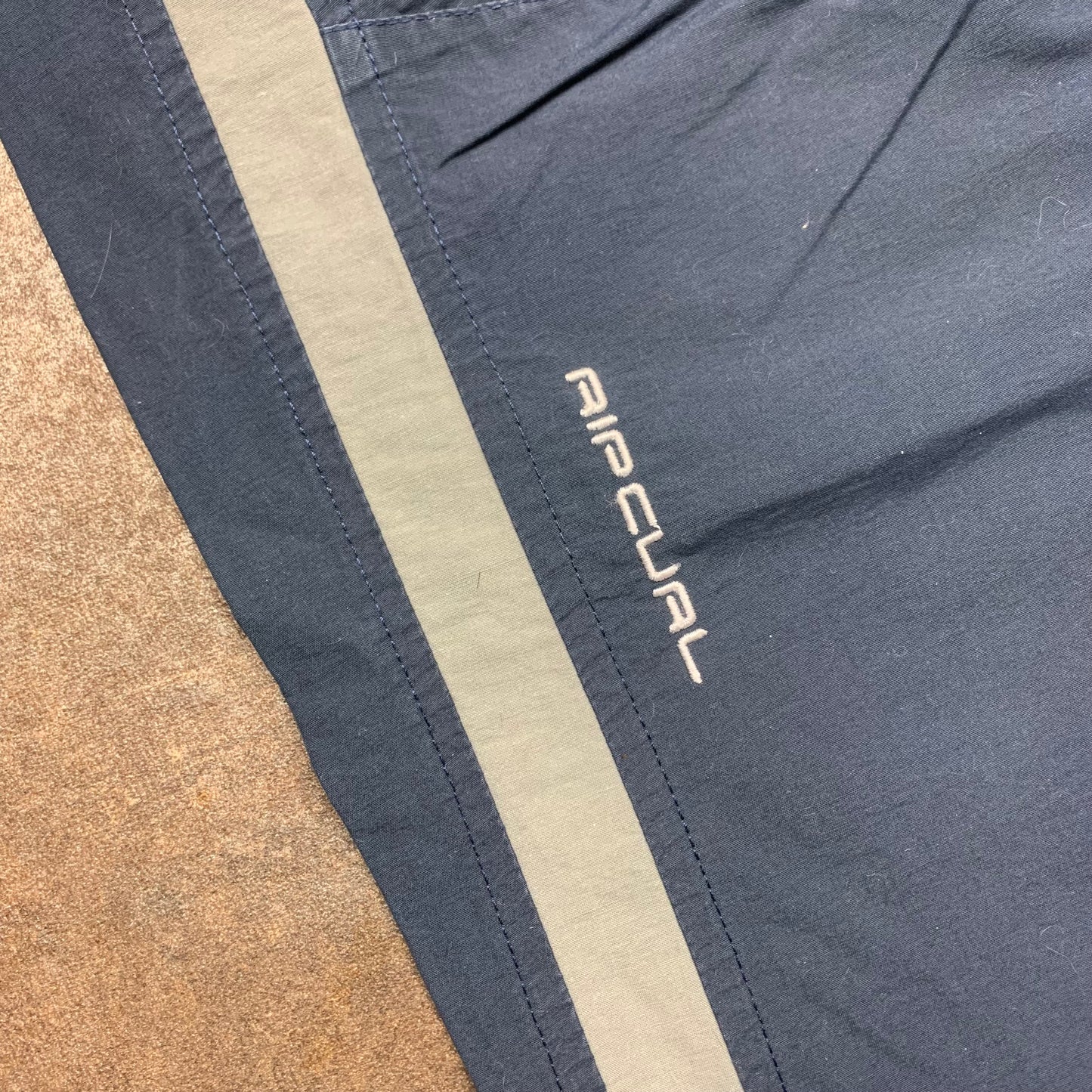 Rip Curl 00s navy carpenter graphic trousers