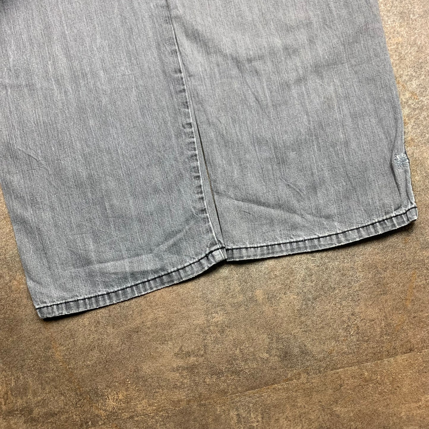 Pelle Pelle 00s graphic baggy jeans