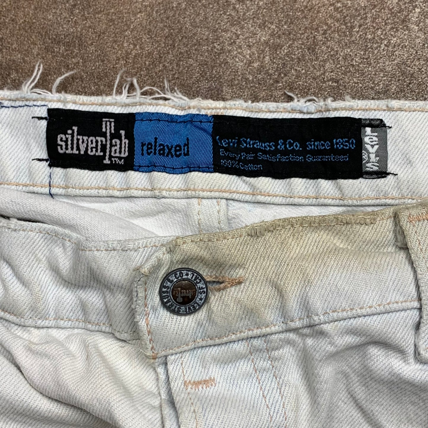 Levi's Silvertab 00s white baggy jeans