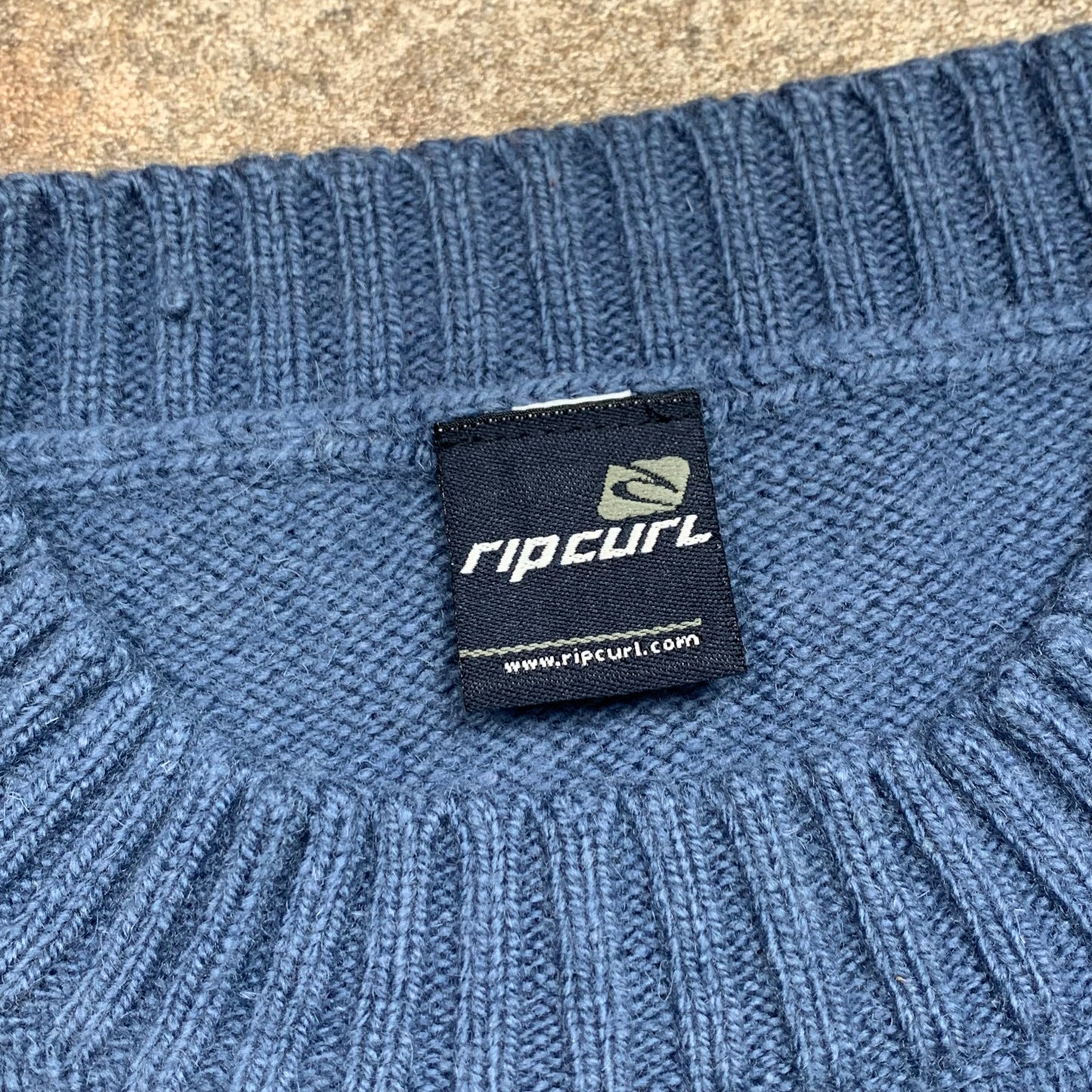 Rip Curl 00s graphic blue knit jumper