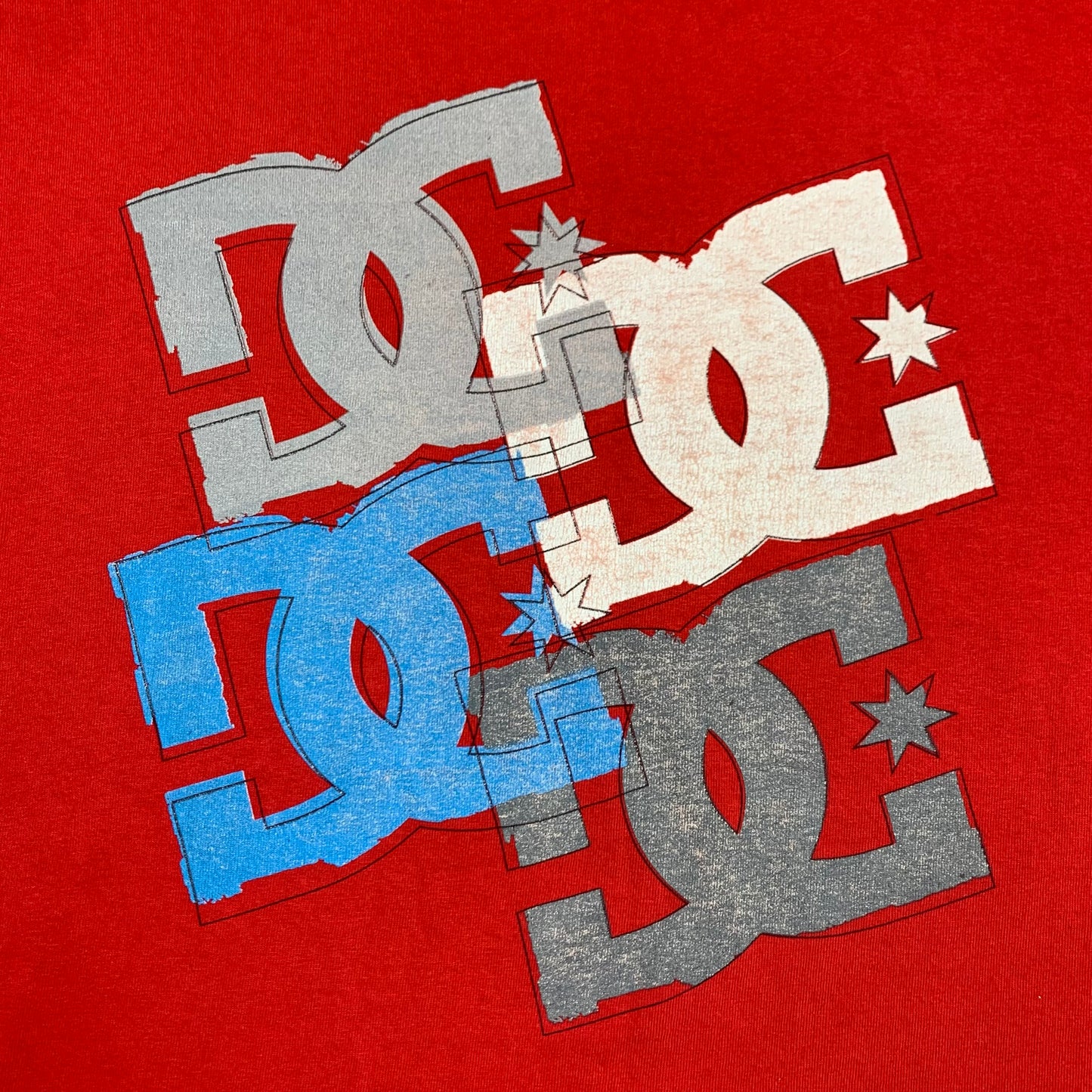 DC Shoes 00s red graphic boxy tee