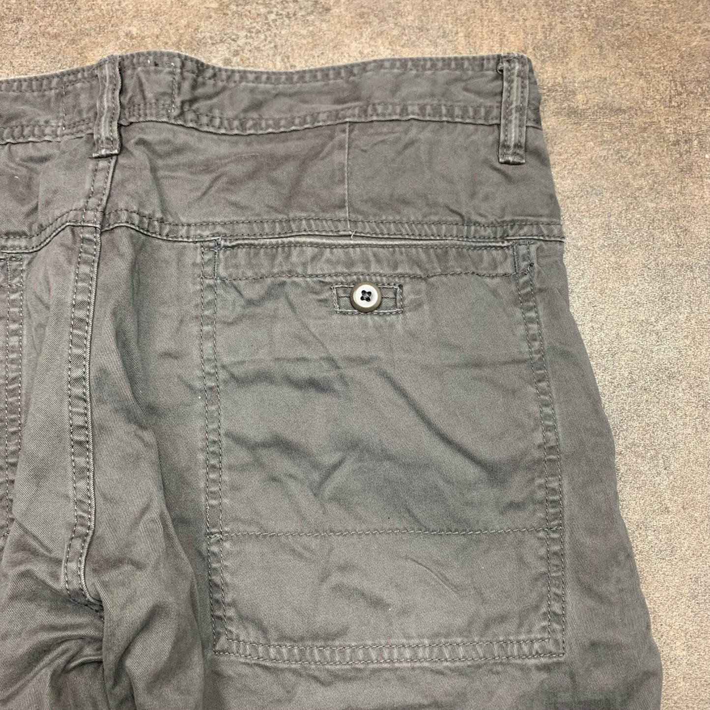 Closed 00s grey panelled combat trousers