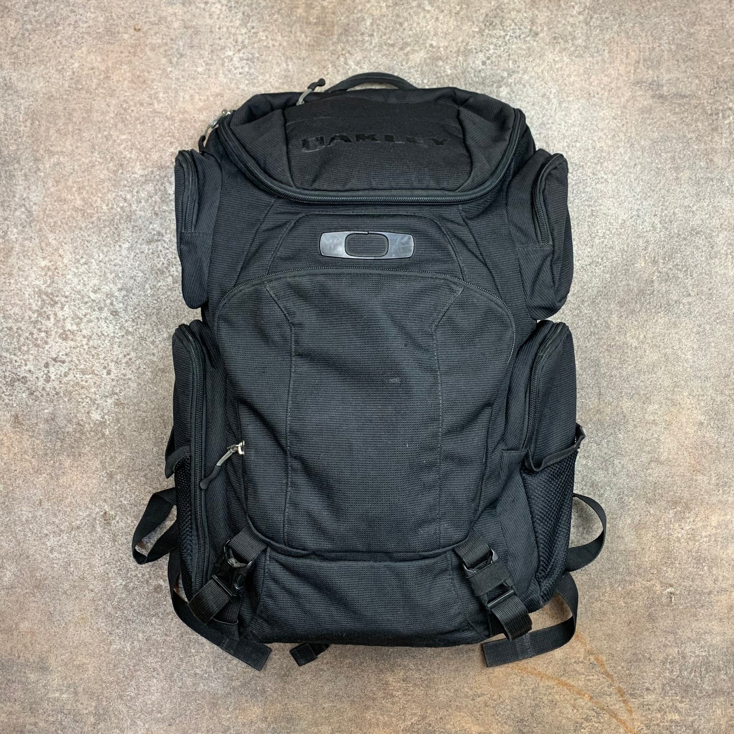 Oakley Blade 40 black logo backpack