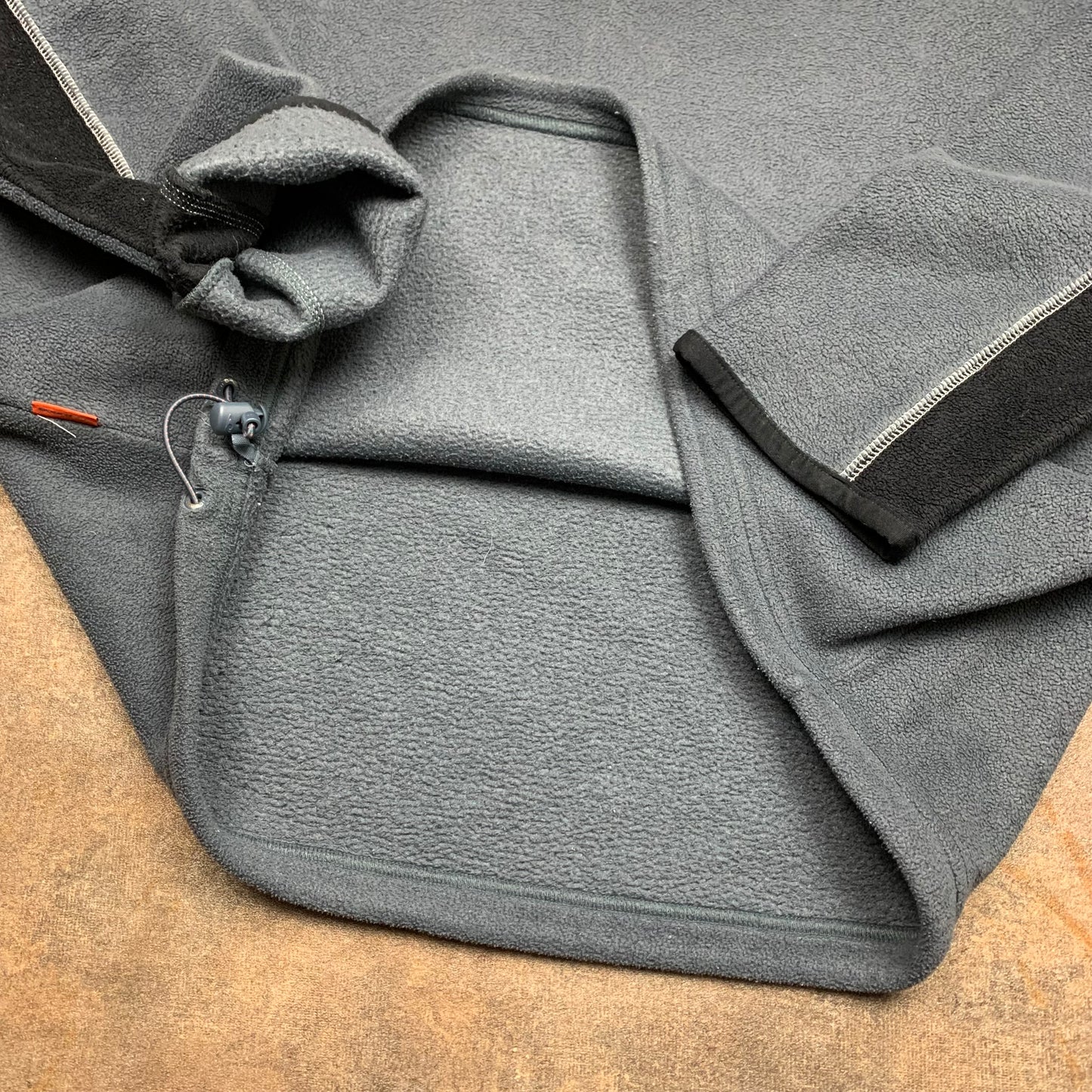 O'Neill 00s embroidered graphic fleece