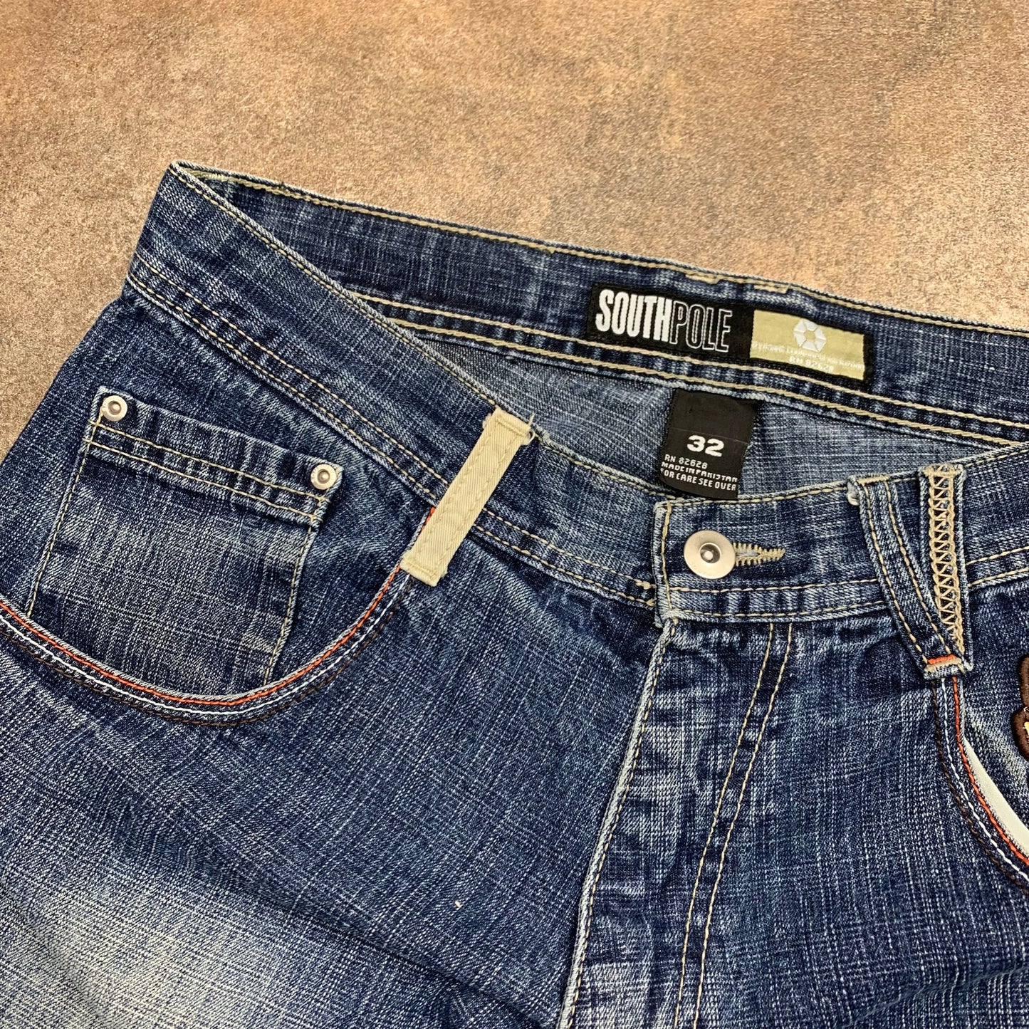 Southpole 00s navy graphic baggy jorts