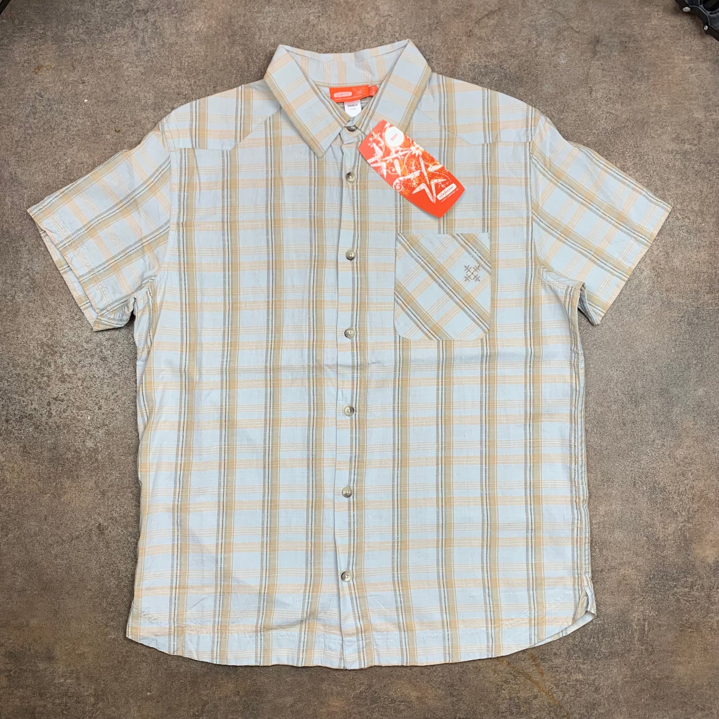 Oxbow 00s deadstock graphic button shirt