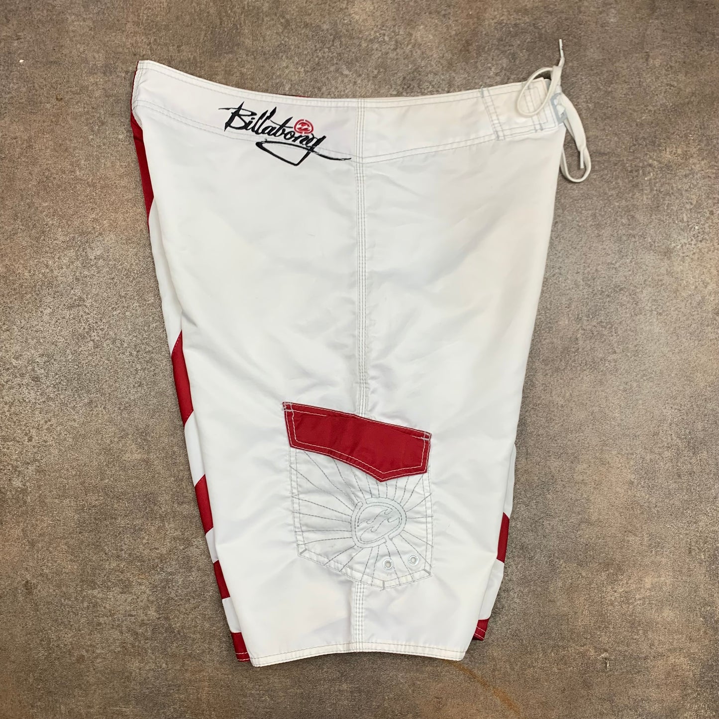 Billabong 00s Andy Iron white red graphic boardshorts
