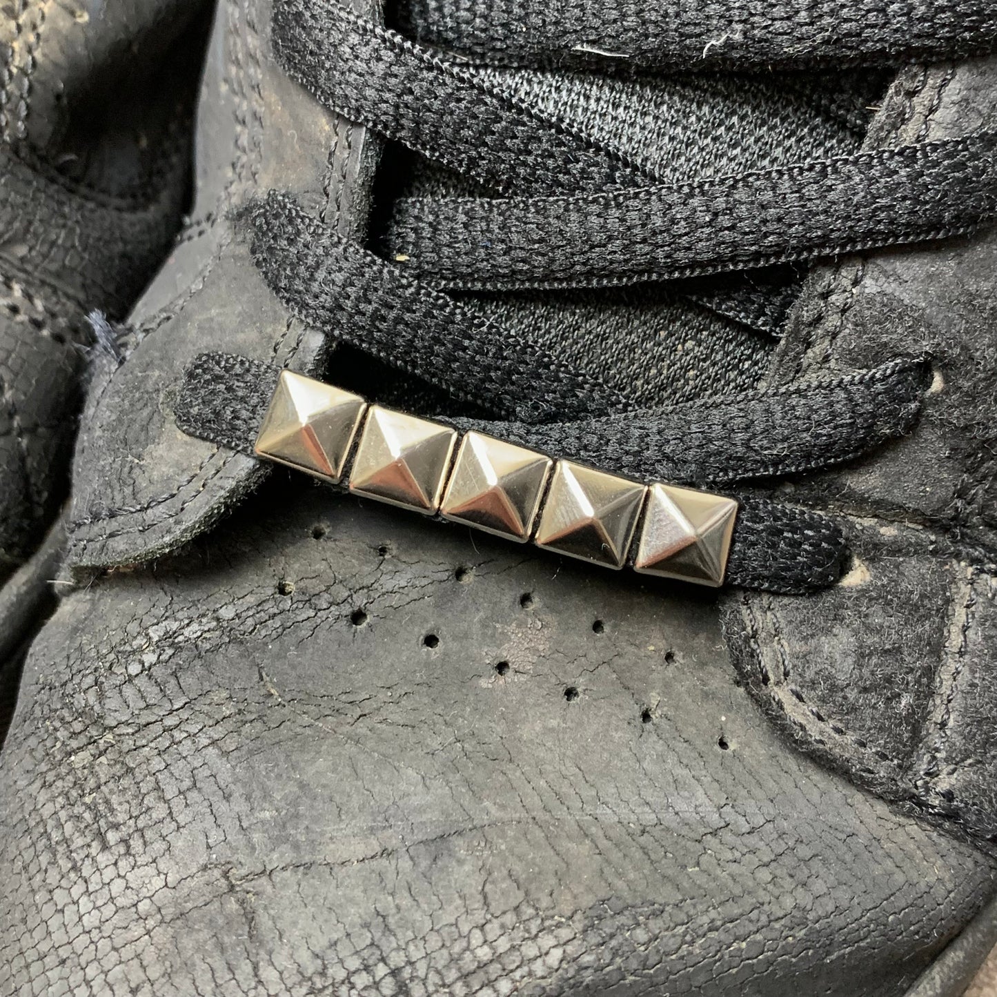 DC Shoes 00s studded grunge trainers