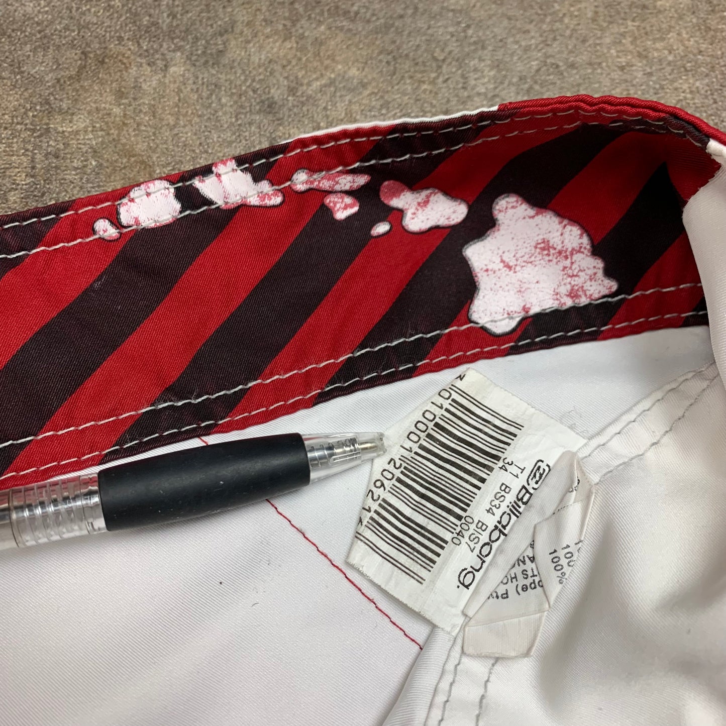 Billabong 00s Andy Iron white red graphic boardshorts