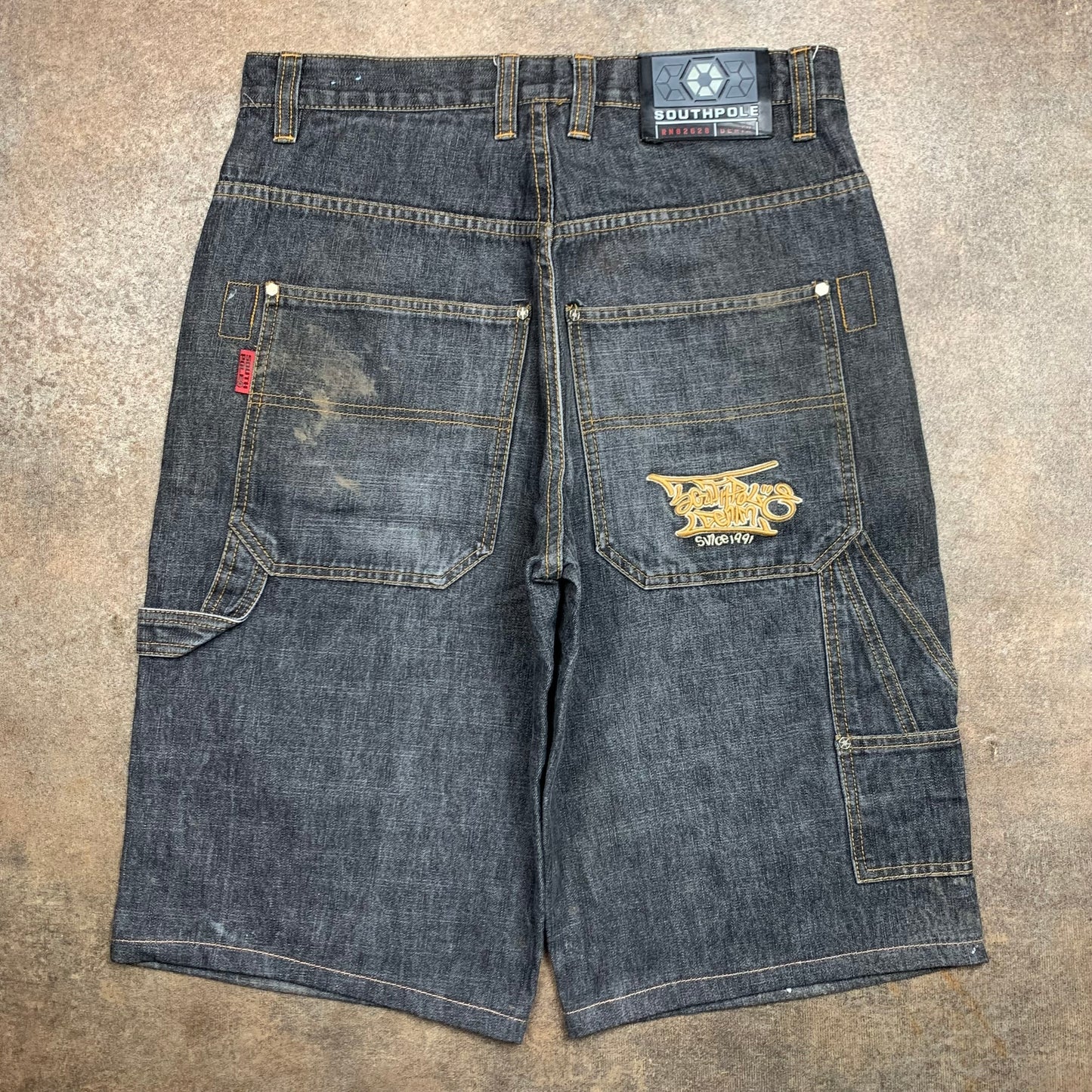 Southpole 90s black baggy graphic carpenter jorts
