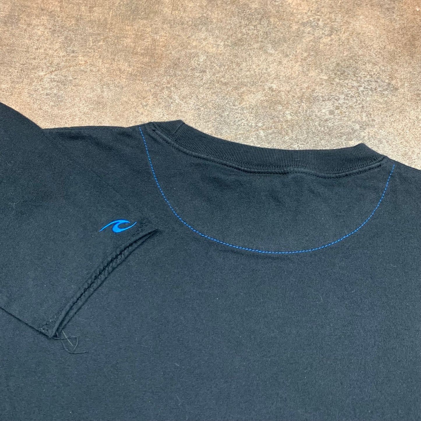 Rip Curl 00s black graphic long sleeve tee