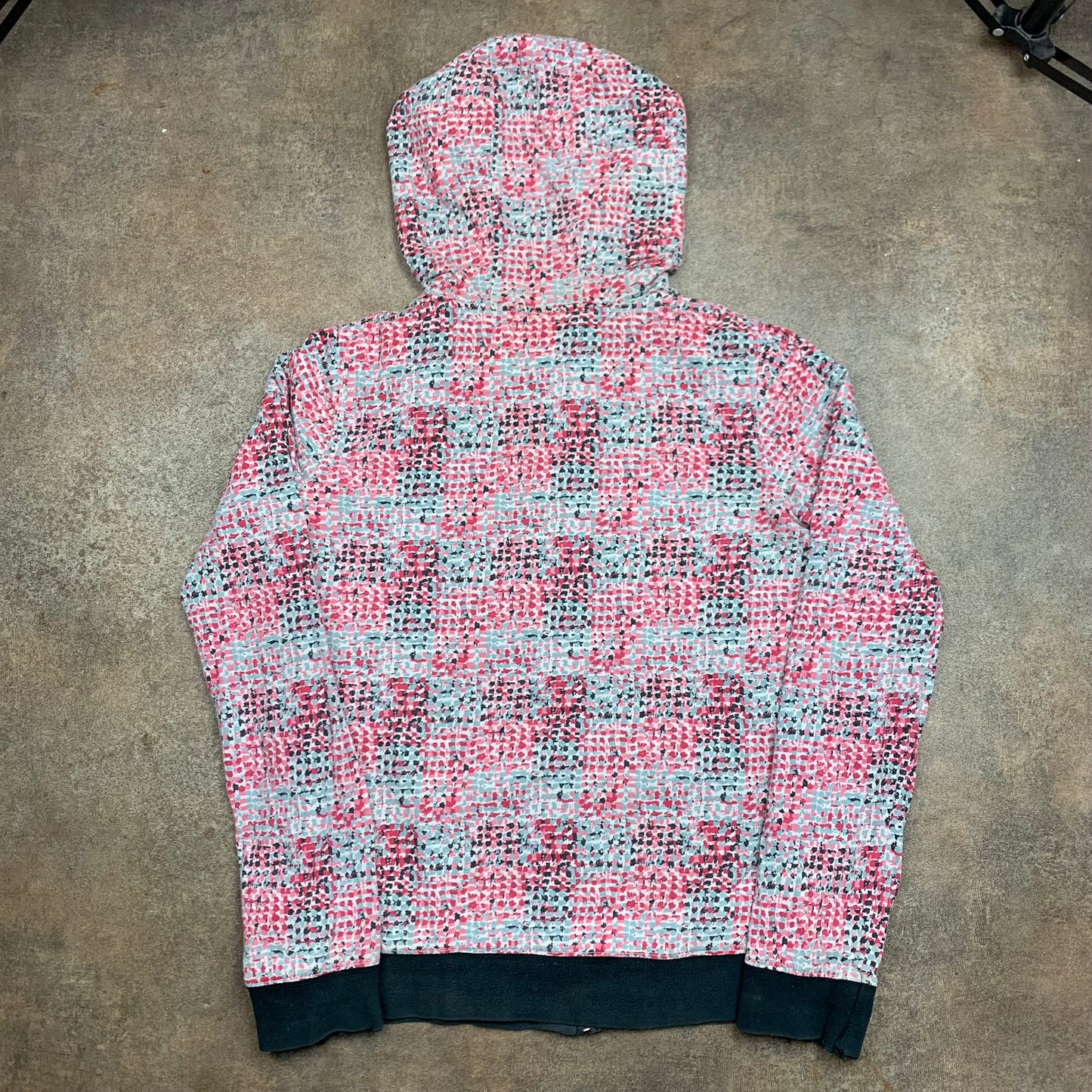 DC Shoes 00s reversible black pink graphic hoodie