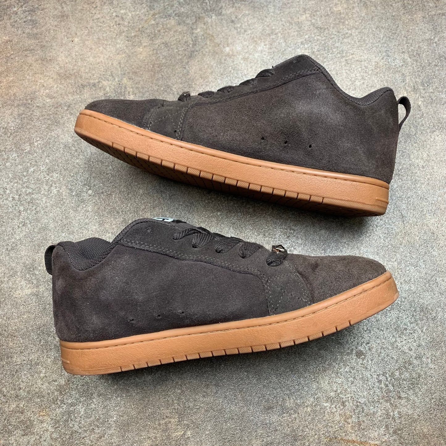 DC Shoes Court Graffik trainers