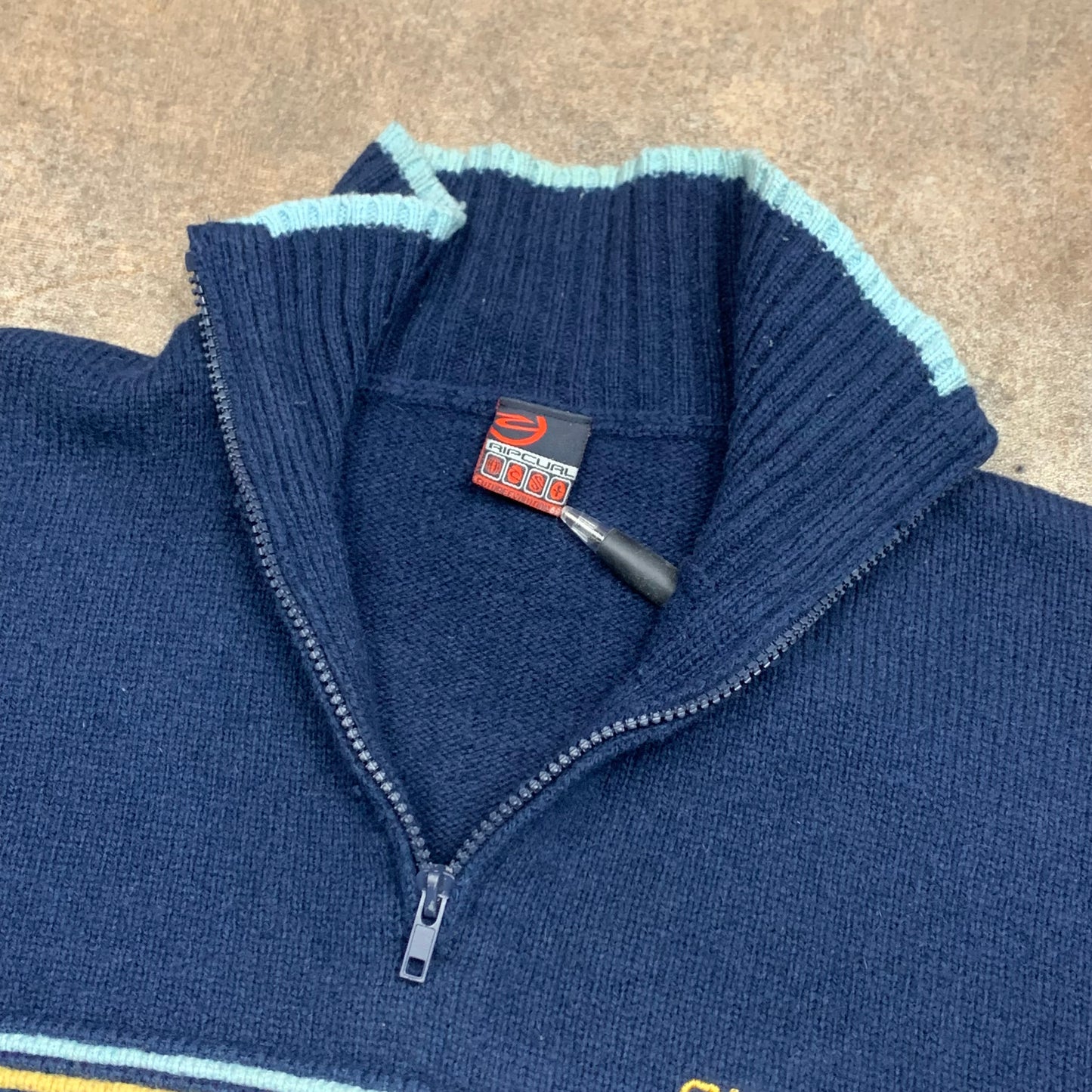 Rip Curl 00s navy quarter zip knit