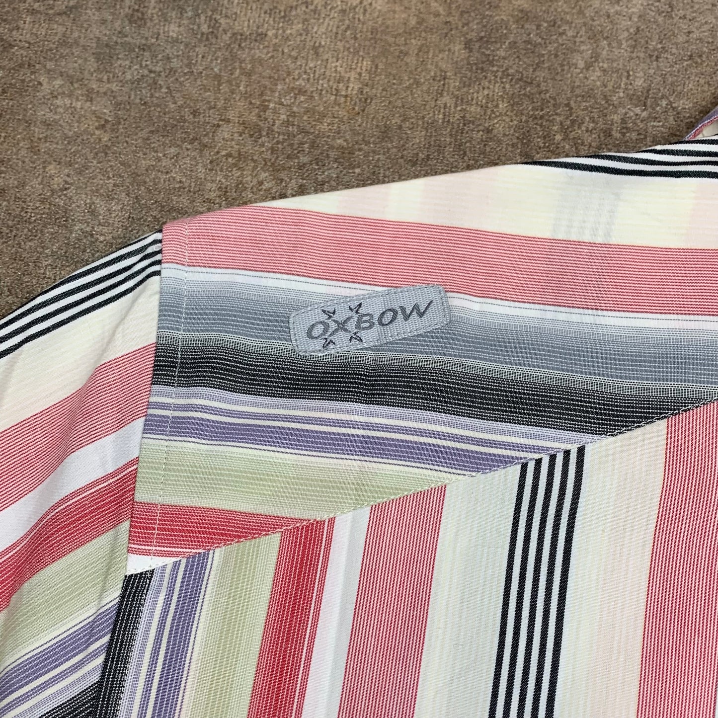 Oxbow 00s deadstock graphic button shirt