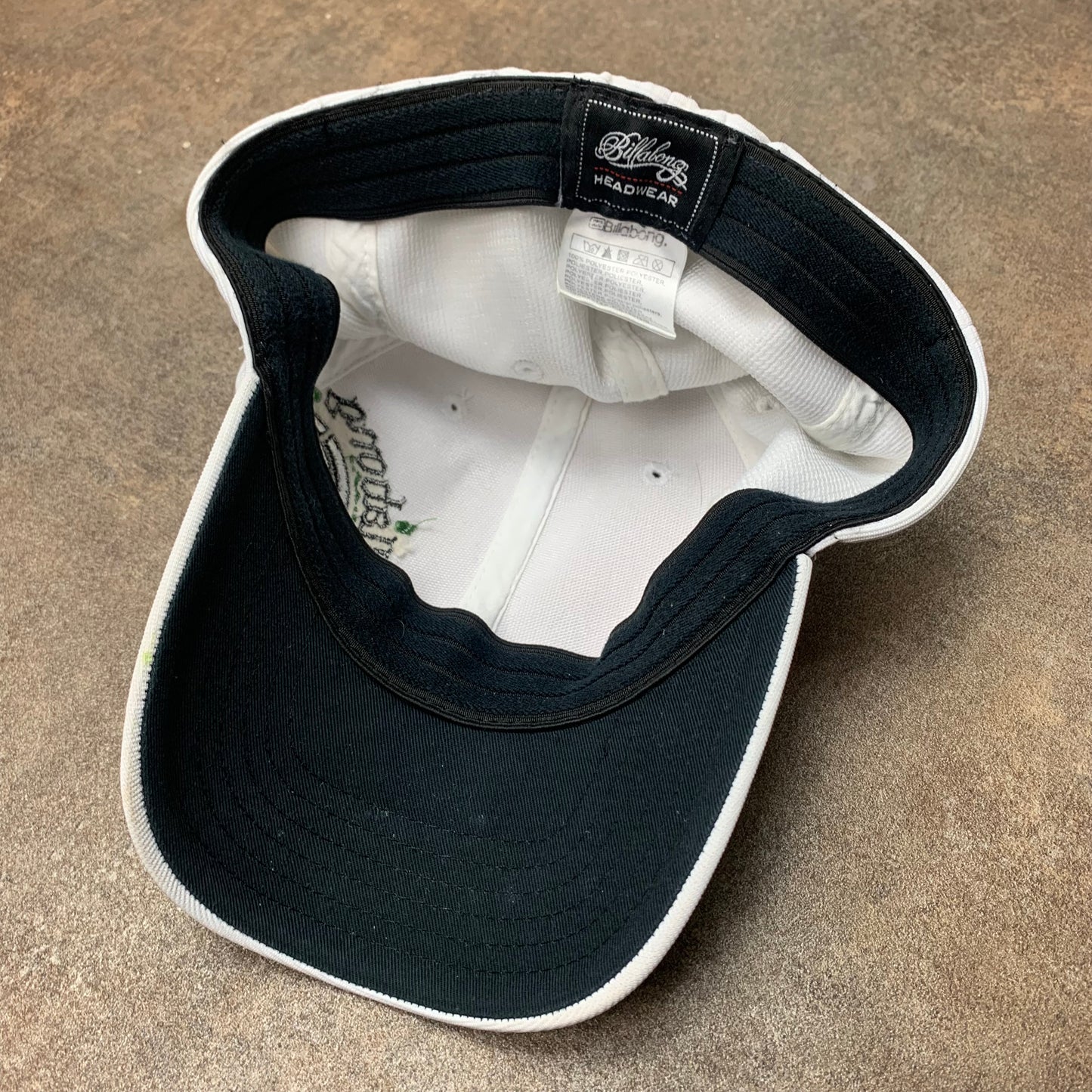 Billabong 00s white surf graphic cap