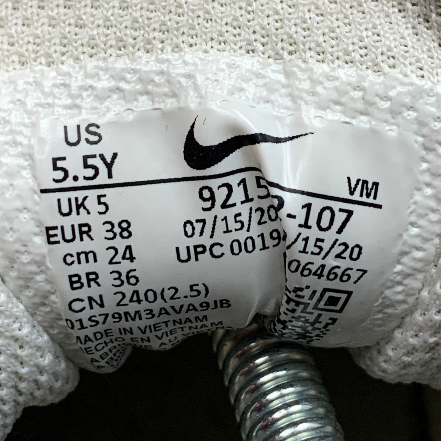 Nike Air Max 95 white blue black trainers